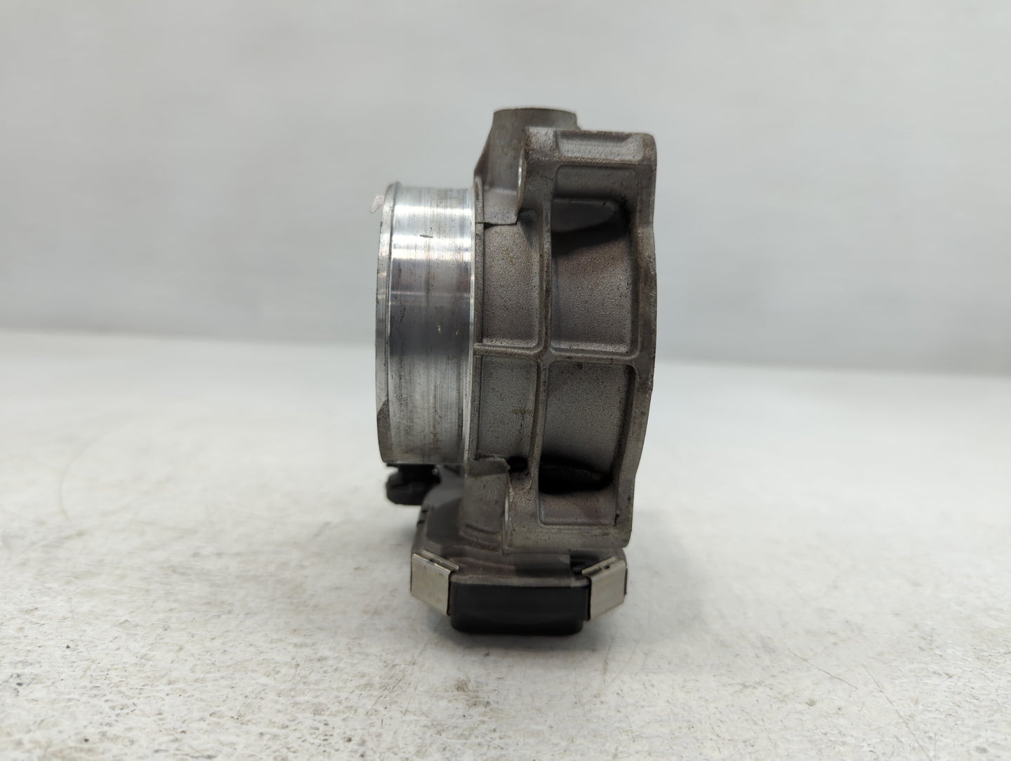 2017-2022 Chevrolet Traverse Throttle Body P/N:12632172BA Fits Fits 2012 2013 2014 2015 2016 2017 2018 2019 2020 2021 2022 O