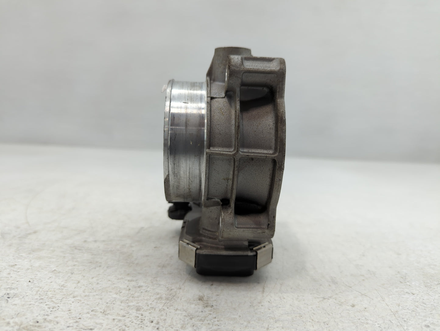 2017-2022 Chevrolet Traverse Throttle Body P/N:12632172BA Fits Fits 2012 2013 2014 2015 2016 2017 2018 2019 2020 2021 2022 O