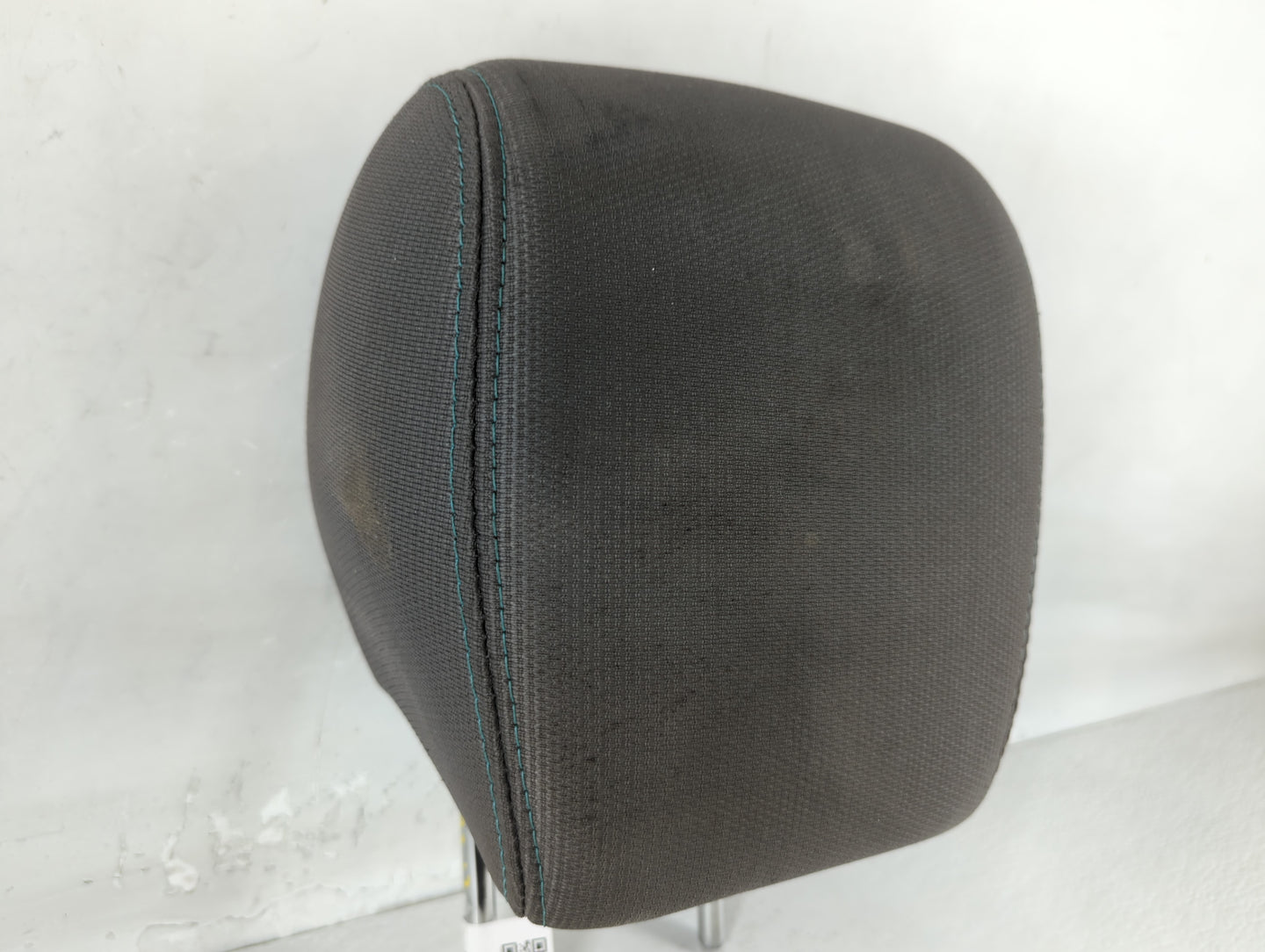 2013-2017 Chevrolet Traverse Headrest Head Rest Front Driver Passenger Seat Fits Fits 2013 2014 2015 2016 2017 OEM Used Auto