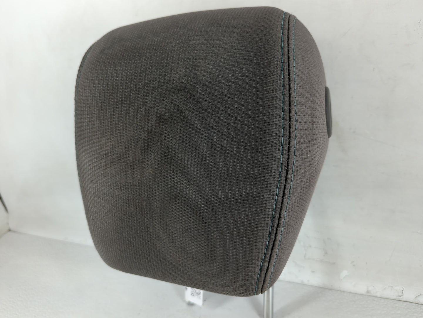 2013-2017 Chevrolet Traverse Headrest Head Rest Front Driver Passenger Seat Fits Fits 2013 2014 2015 2016 2017 OEM Used Auto