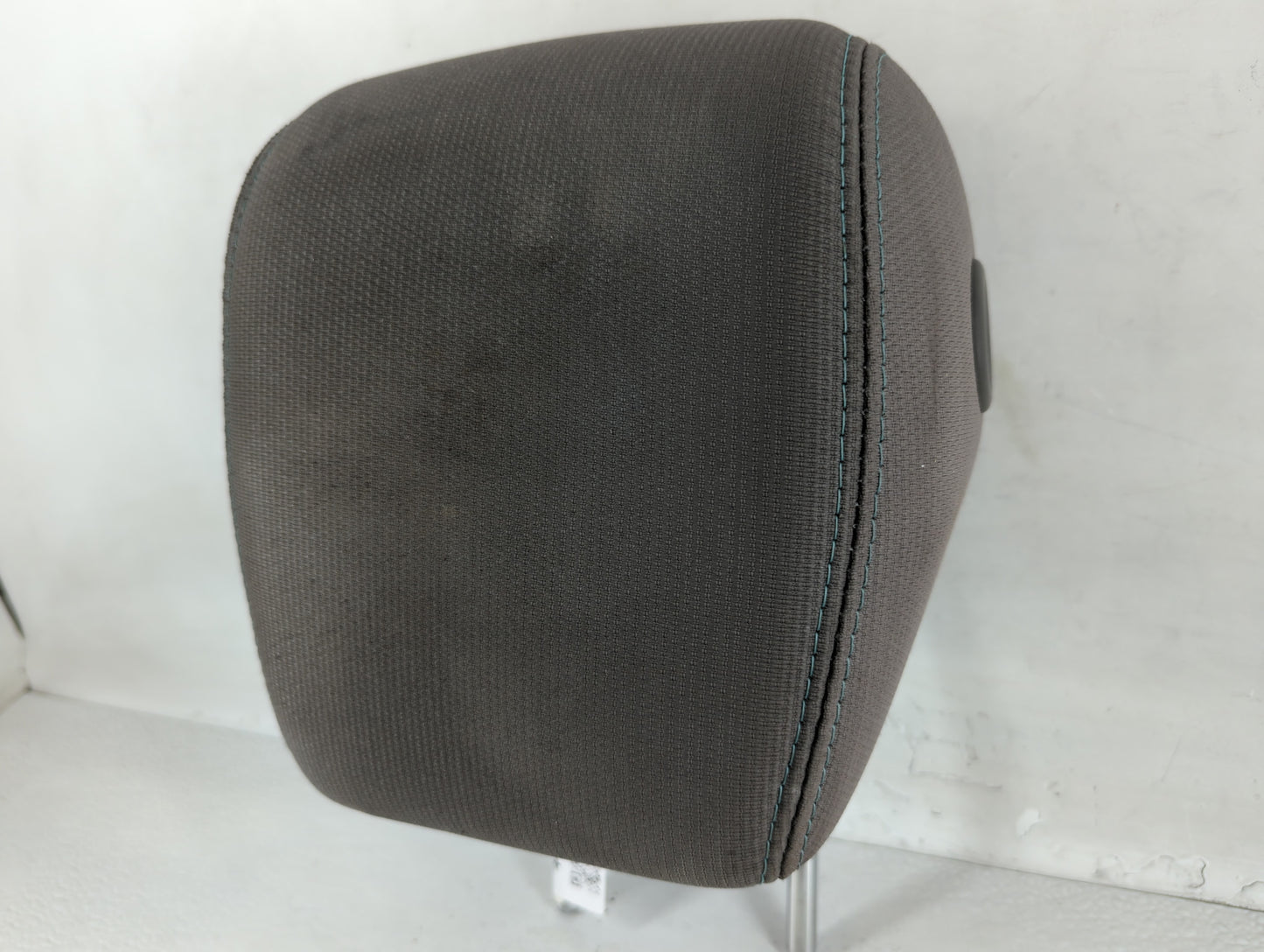 2013-2017 Chevrolet Traverse Headrest Head Rest Front Driver Passenger Seat Fits Fits 2013 2014 2015 2016 2017 OEM Used Auto