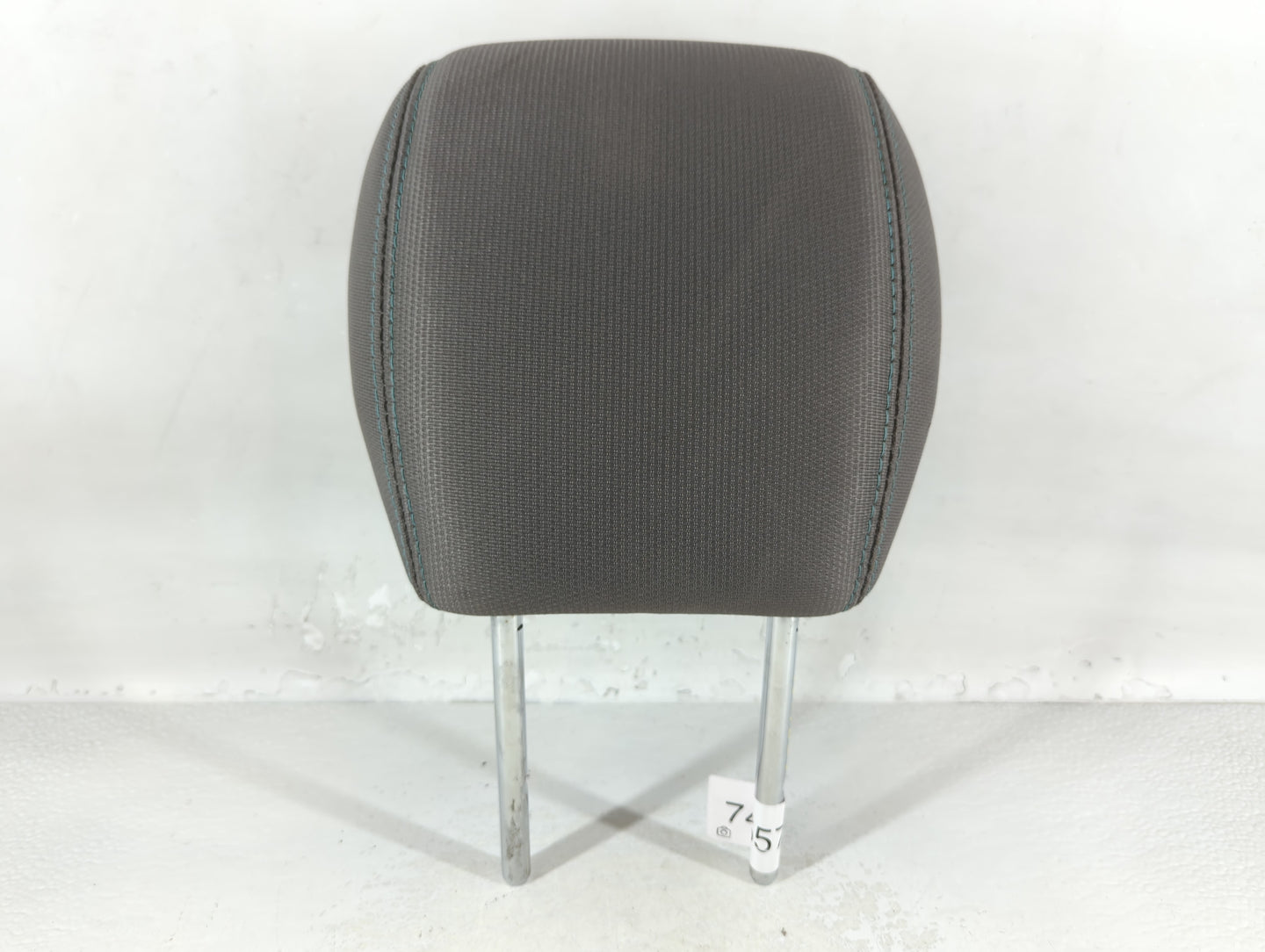 2013-2017 Chevrolet Traverse Headrest Head Rest Front Driver Passenger Seat Fits Fits 2013 2014 2015 2016 2017 OEM Used Auto