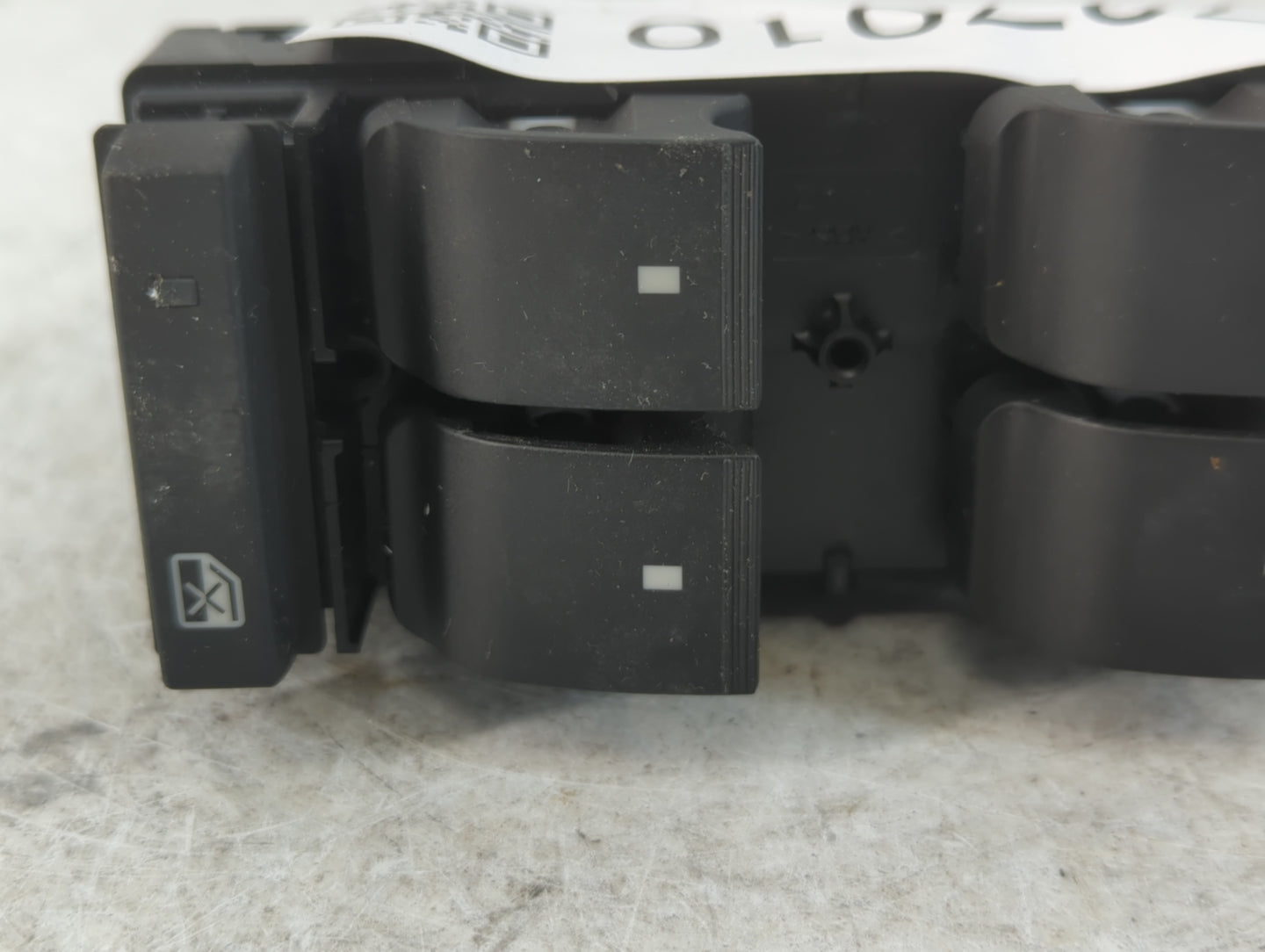 2016 Chevrolet Traverse Master Power Window Switch Replacement Driver Side Left P/N:20945129 Fits OEM Used Auto Parts - Oemu