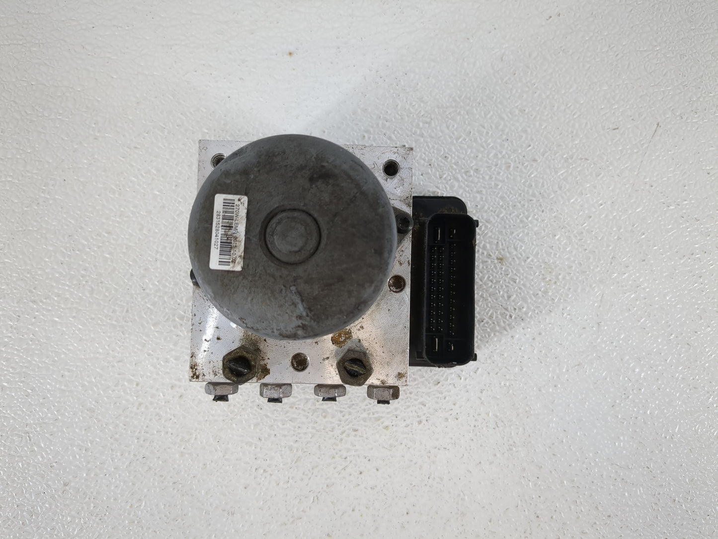 2016 Chevrolet Trax ABS Pump Control Module Replacement P/N:42403007 Fits OEM Used Auto Parts - Oemusedautoparts1.com