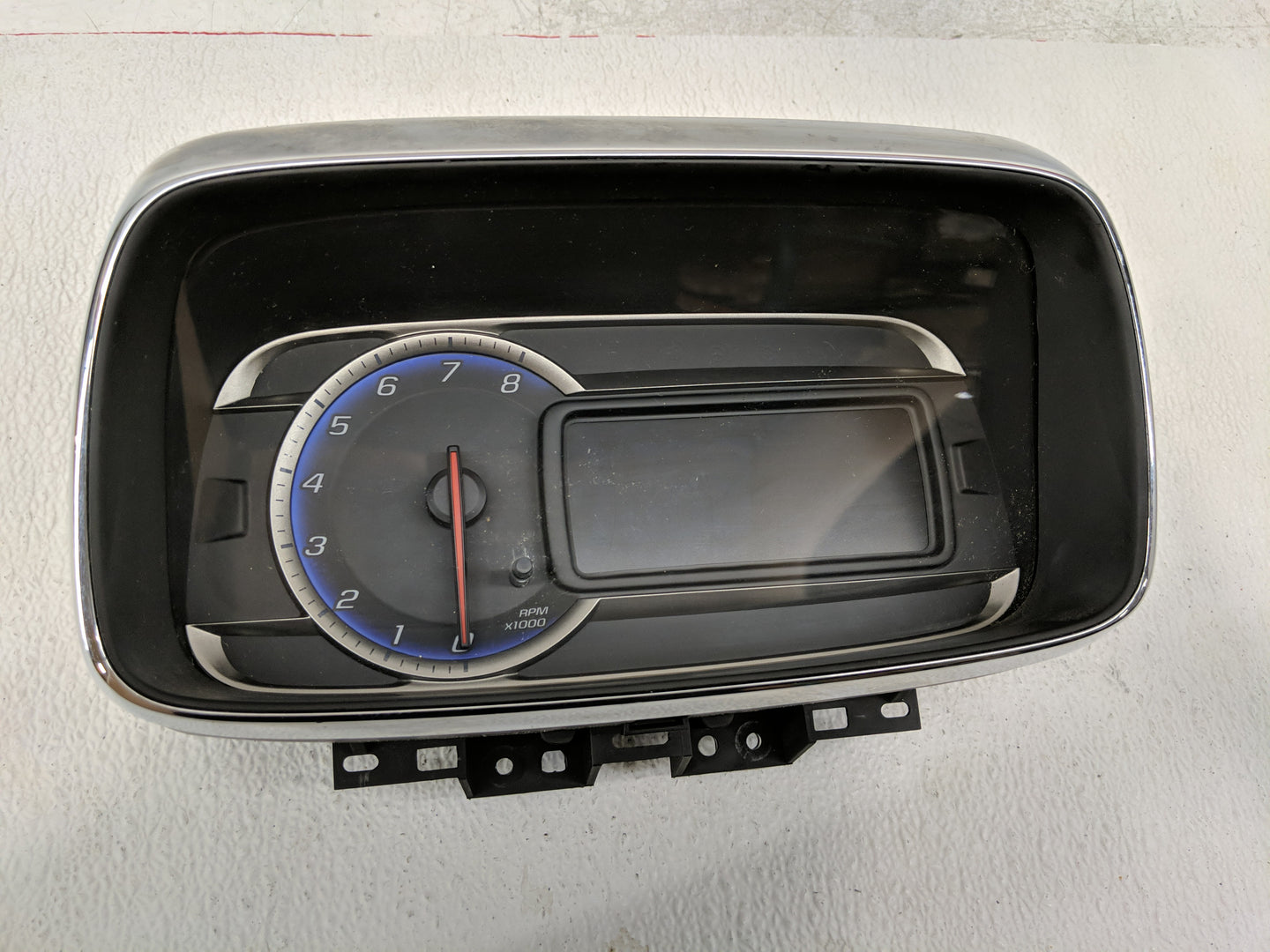 2015-2016 Chevrolet Trax Instrument Cluster Speedometer Gauges P/N:94532507 Fits Fits 2015 2016 OEM Used Auto Parts - Oemuse