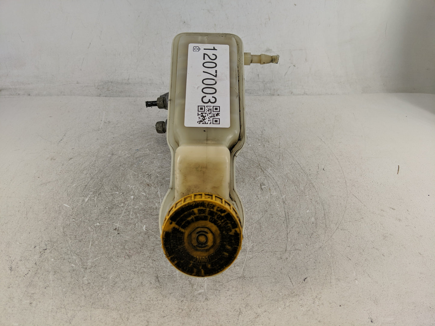 2013-2021 Chevrolet Trax Brake Master Cylinder - Oemusedautoparts1.com