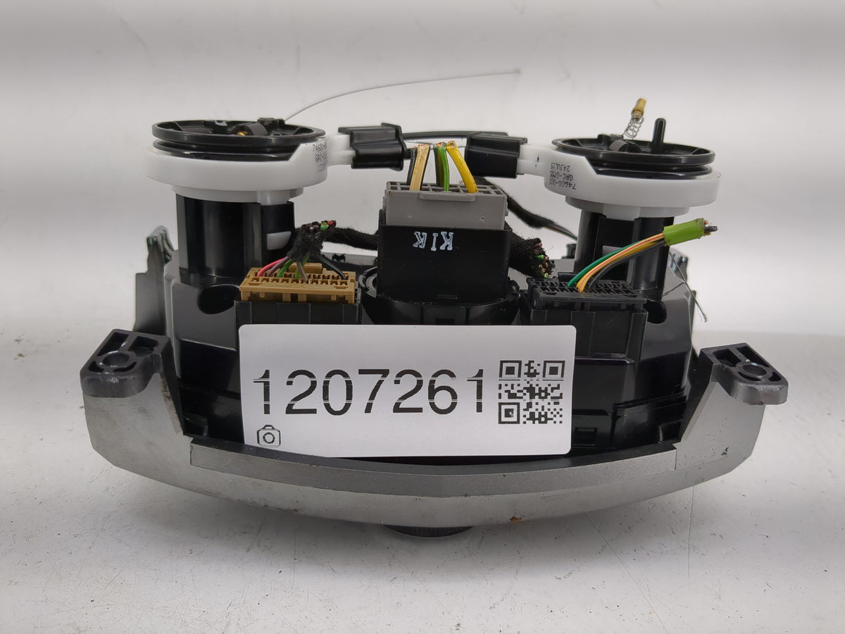 2016 Chevrolet Trax Climate Control Module Temperature AC/Heater Replacement P/N:94786520 Fits OEM Used Auto Parts - Oemused