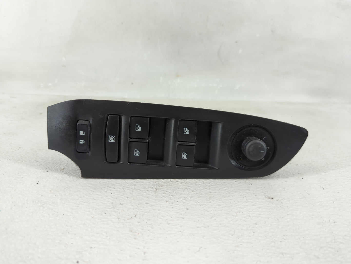 2016 Chevrolet Trax Master Power Window Switch Replacement Driver Side Left P/N:25872074 Fits OEM Used Auto Parts - Oemuseda