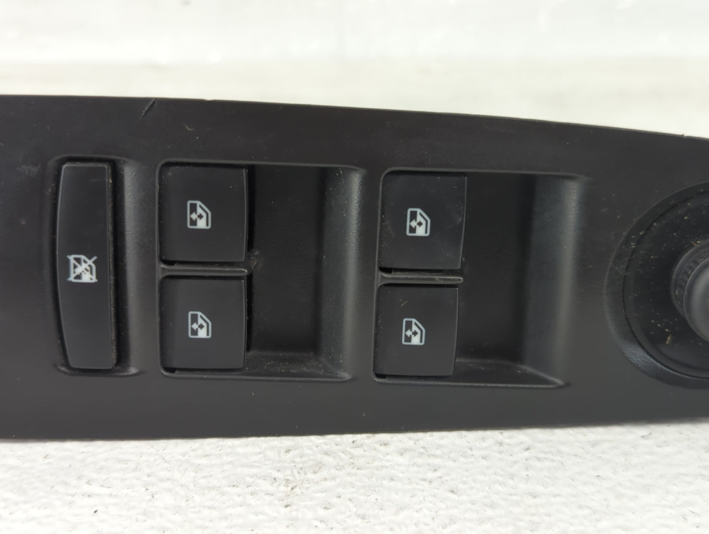 2016 Chevrolet Trax Master Power Window Switch Replacement Driver Side Left P/N:25872074 Fits OEM Used Auto Parts - Oemuseda