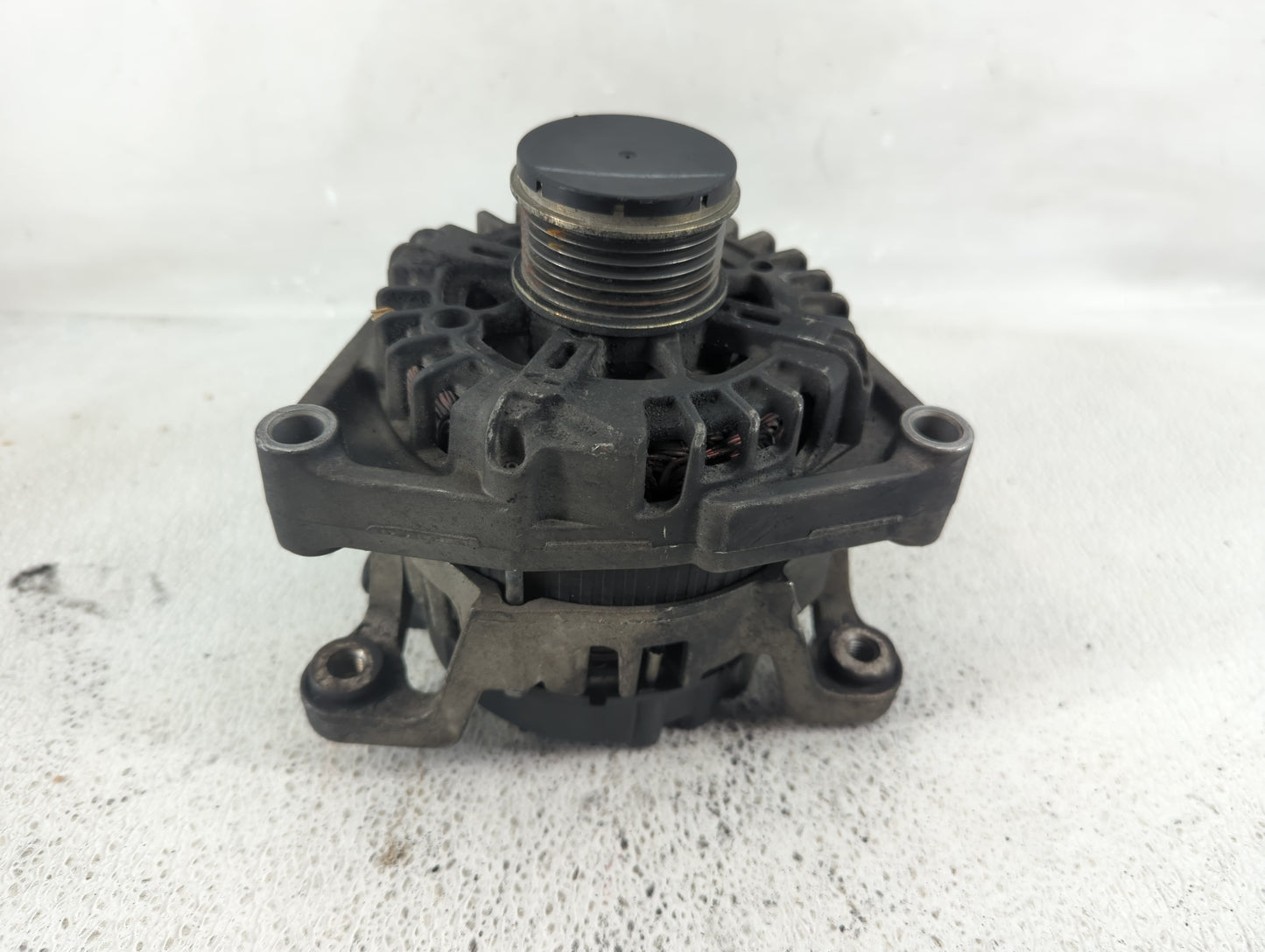 2013-2021 Chevrolet Trax Alternator Replacement Generator Charging Assembly Engine OEM P/N:13588289 Fits OEM Used Auto Parts