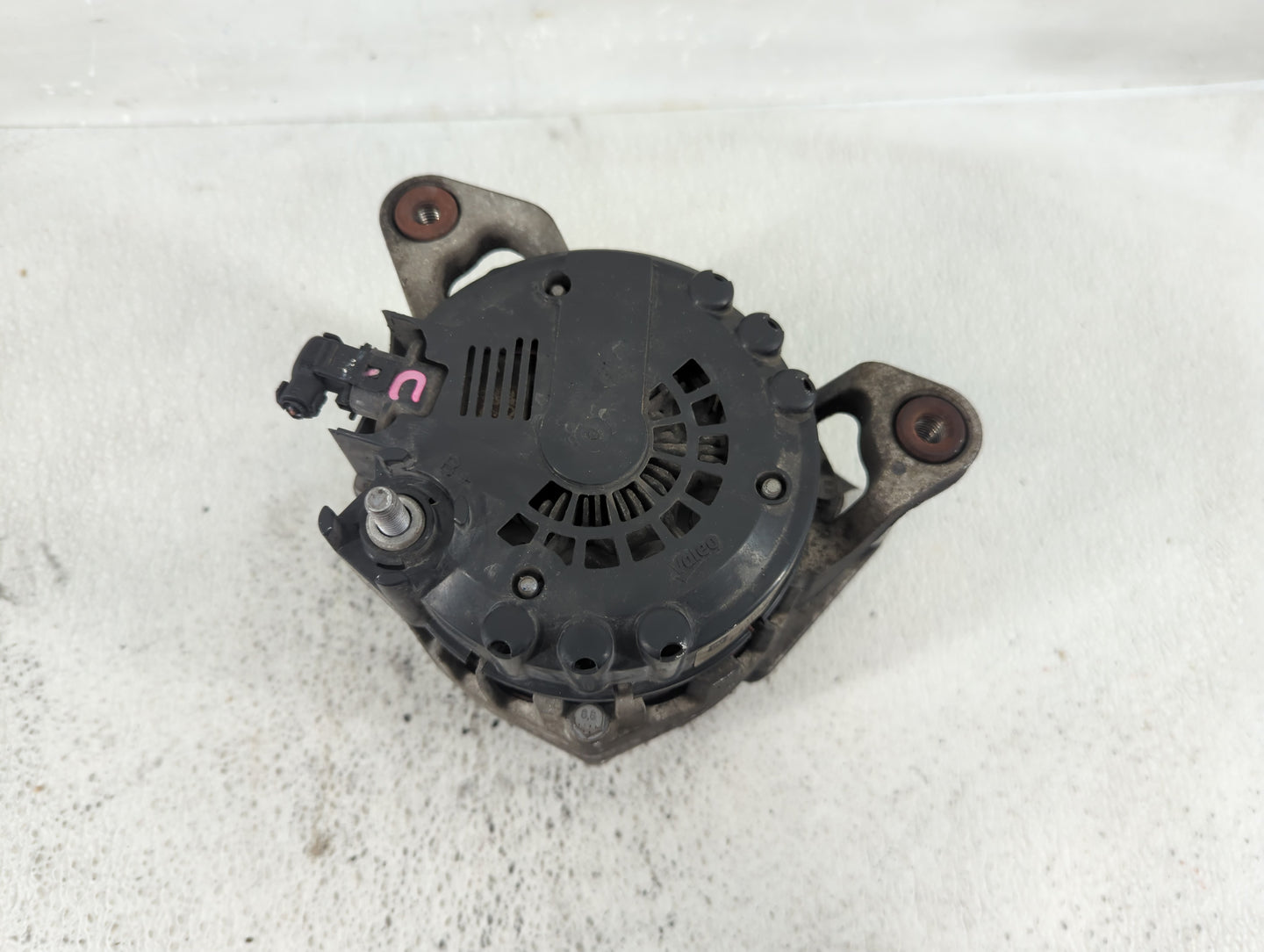 2013-2021 Chevrolet Trax Alternator Replacement Generator Charging Assembly Engine OEM P/N:13588289 Fits OEM Used Auto Parts