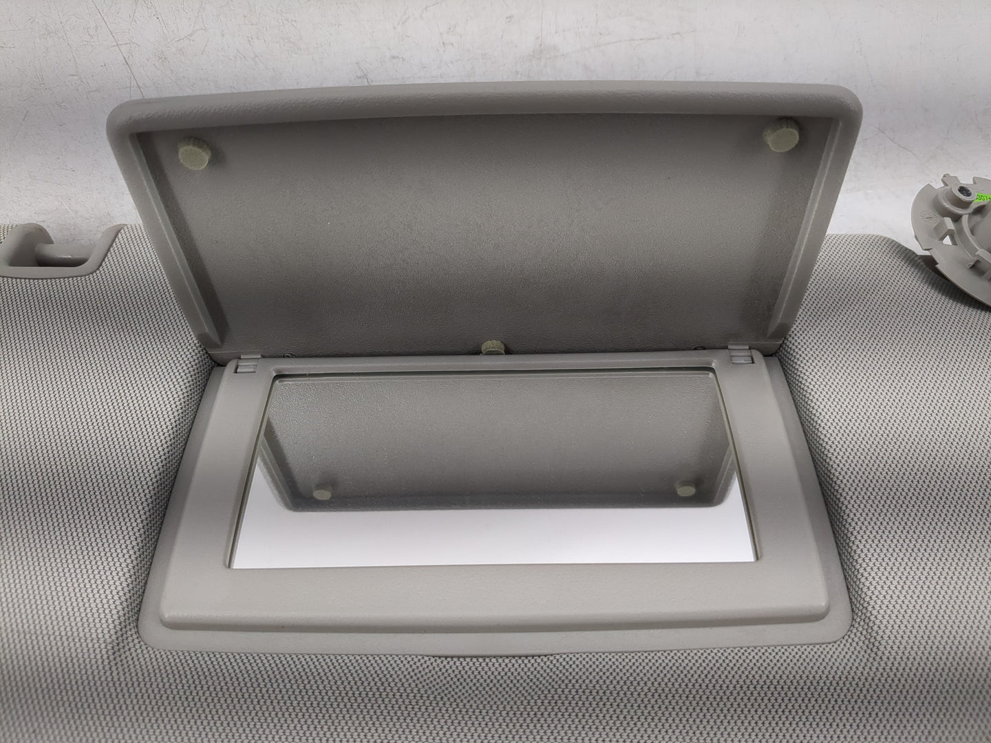 2015-2016 Chevrolet Trax Sun Visor Shade Replacement Driver Left Mirror Fits Fits 2015 2016 OEM Used Auto Parts - Oemusedaut