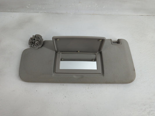 2015-2016 Chevrolet Trax Sun Visor Shade Replacement Passenger Right Mirror Fits Fits 2015 2016 OEM Used Auto Parts - Oemuse
