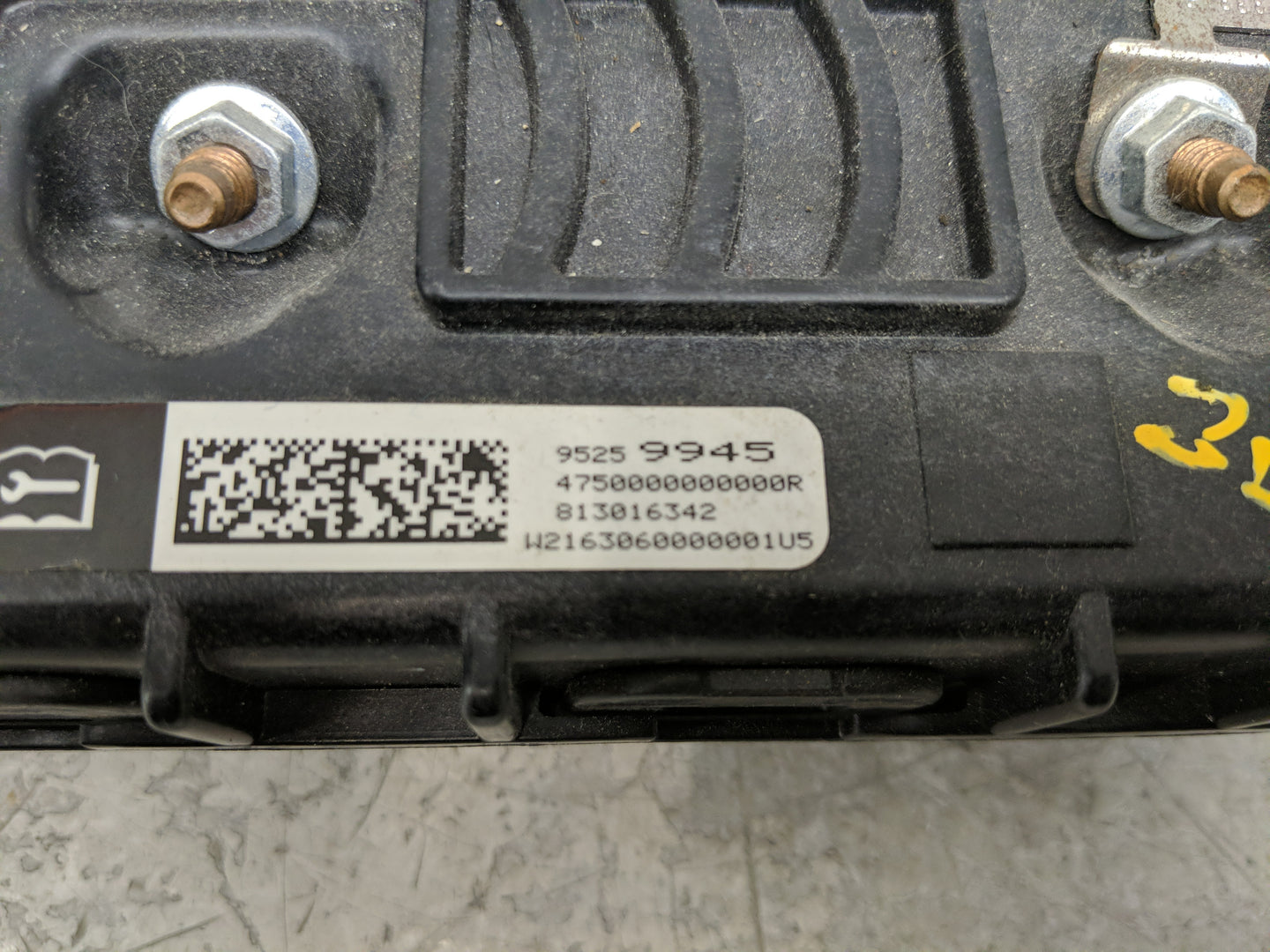 2013-2017 Chevrolet Trax Air Bag Driver Left Steering Wheel Mounted P/N:9525 9945 Fits Fits 2013 2014 2015 2016 2017 OEM Use