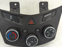 2016 Chevrolet Trax Climate Control Module Temperature AC/Heater Replacement P/N:94786519 Fits OEM Used Auto Parts - Oemused
