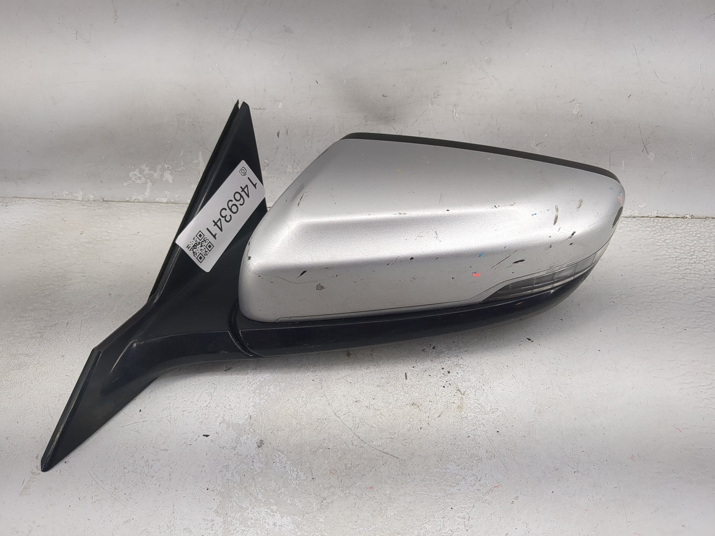 2015-2016 Chevrolet Trax Driver Side View Mirror - Left Door Mirror OEM Used - Oemusedautoparts1.com