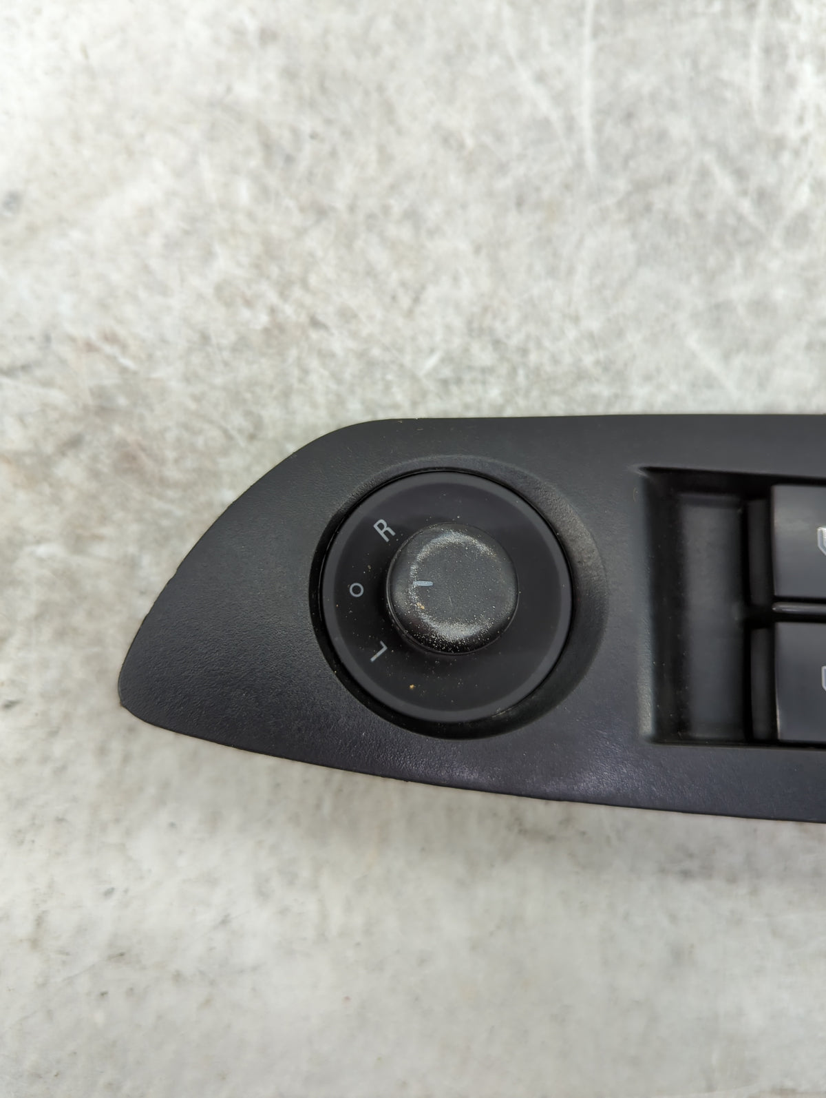 2016 Chevrolet Trax Master Power Window Switch Replacement Driver Side Left P/N:22957207 045640443 Fits OEM Used Auto Parts 