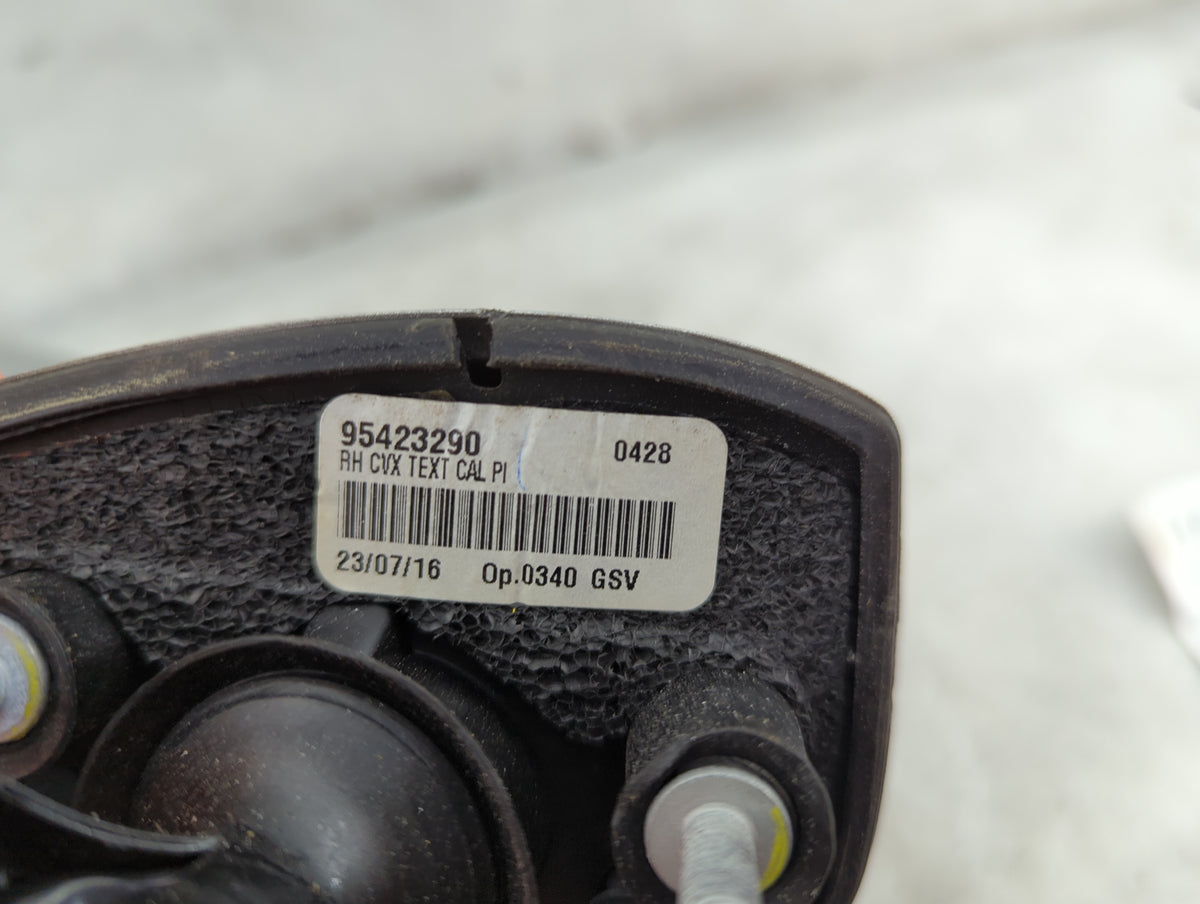 2015-2016 Chevrolet Trax Passenger Side View Mirror - Right Door Mirror OEM Used - Oemusedautoparts1.com