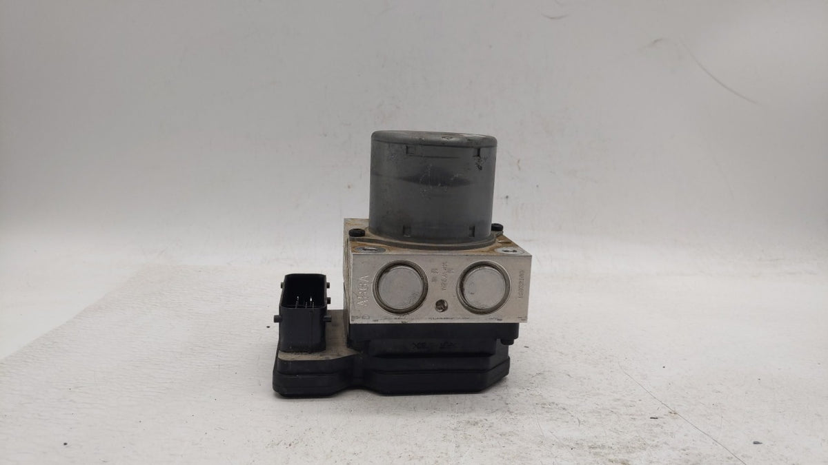 2016 Chevrolet Trax Anti-Lock Brake ABS Pump Module Actuator OEM P/N:42403007 42563014 Fits OEM Used Auto Parts - Oemusedaut