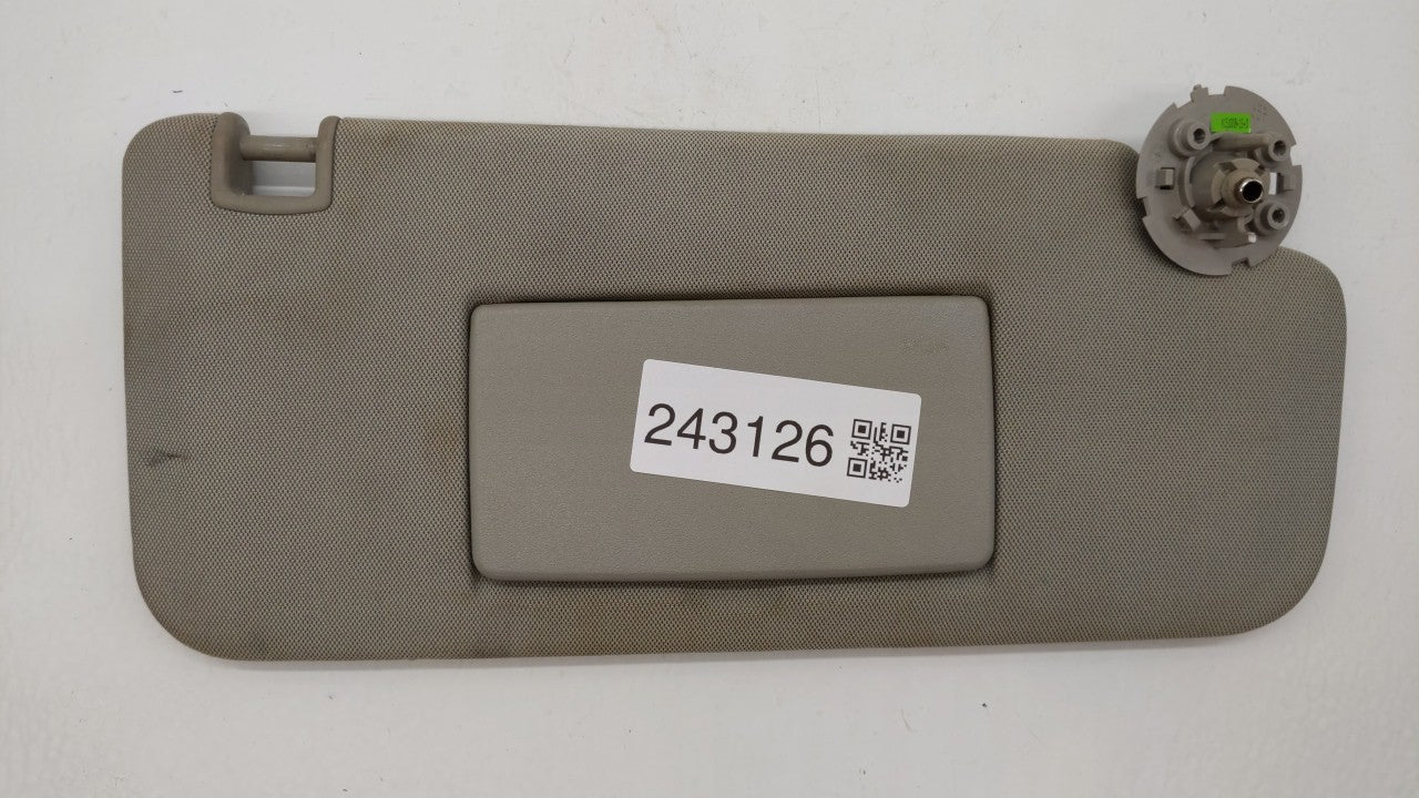 2015-2016 Chevrolet Trax Sun Visor Shade Replacement Passenger Right Mirror Fits Fits 2015 2016 OEM Used Auto Parts - Oemuse