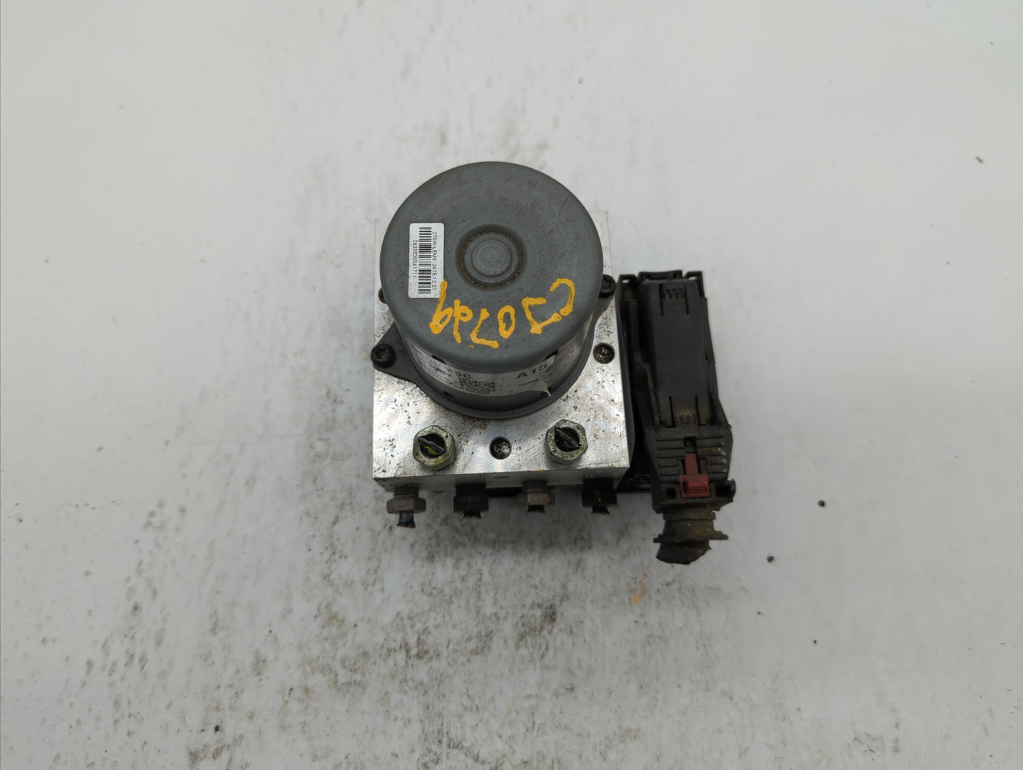 2016 Chevrolet Trax ABS Pump Control Module Replacement P/N:42403007 Fits OEM Used Auto Parts - Oemusedautoparts1.com