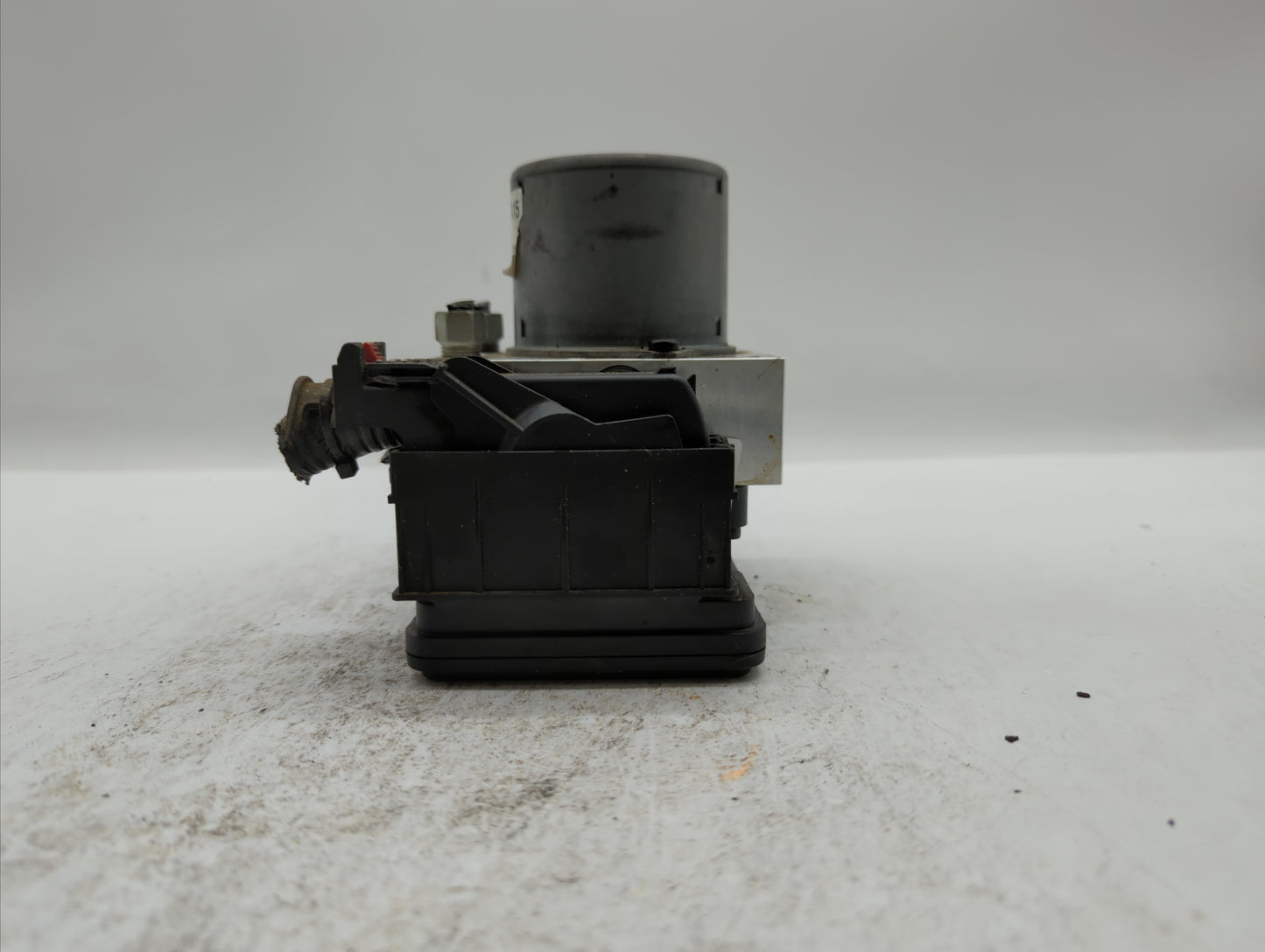 2016 Chevrolet Trax ABS Pump Control Module Replacement P/N:42403007 Fits OEM Used Auto Parts - Oemusedautoparts1.com
