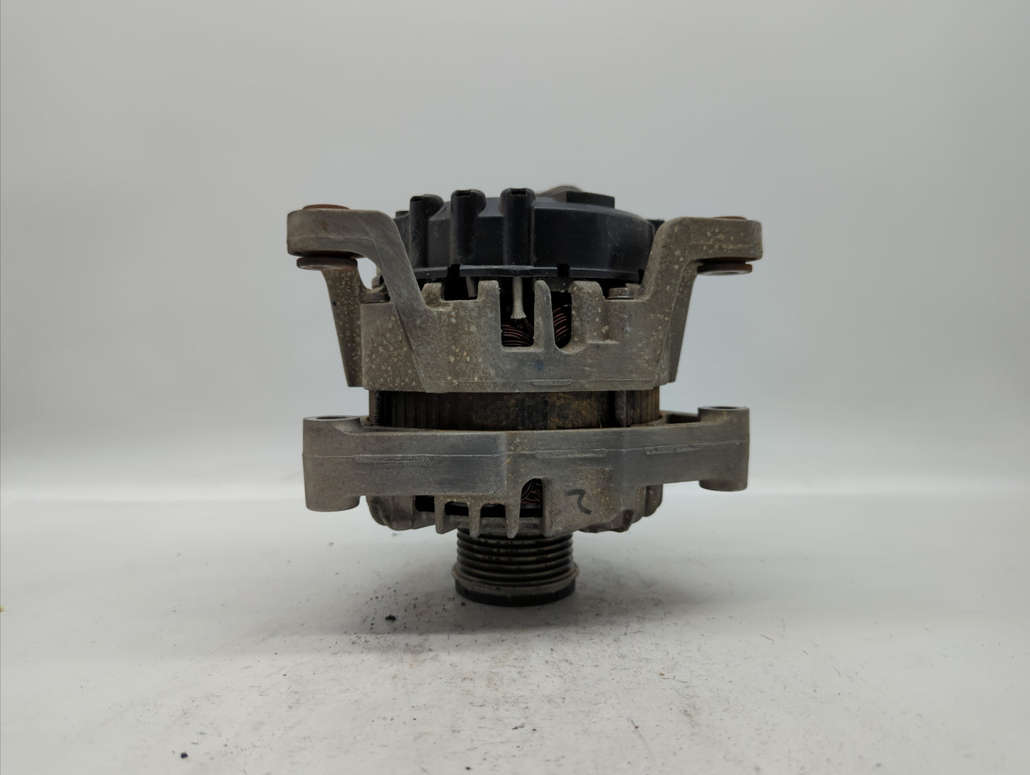 2013-2018 Chevrolet Trax Alternator Replacement Generator Charging Assembly Engine OEM P/N:13597226 13588289 Fits OEM Used A