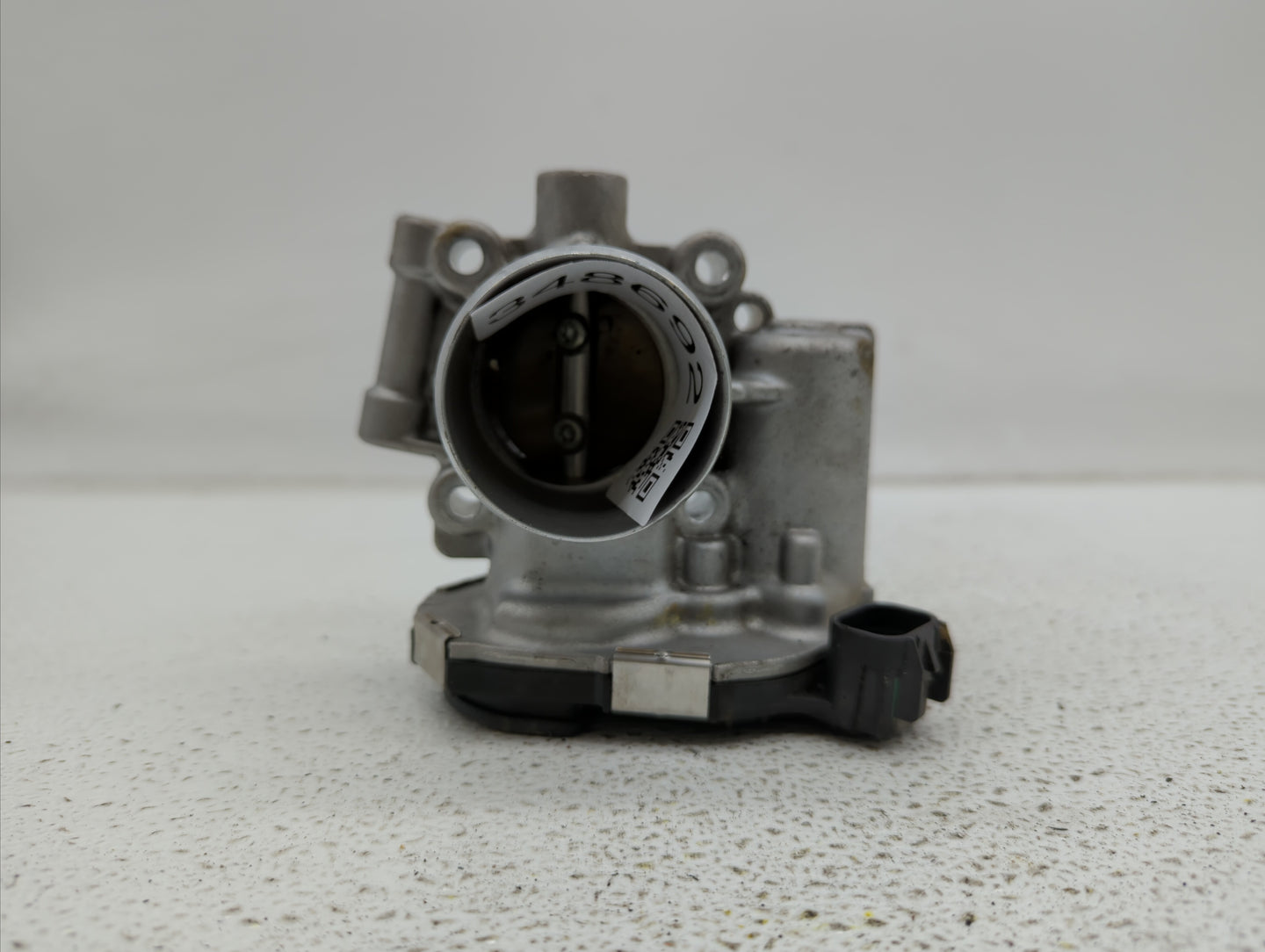 2013-2018 Chevrolet Trax Throttle Body P/N:55581662 12644239AA, 55565489 Fits Fits 2011 2012 2013 2014 2015 2016 2017 2018 2