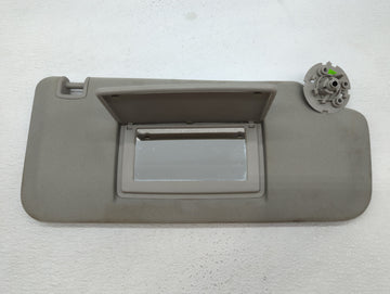 2015-2016 Chevrolet Trax Sun Visor Shade Replacement Passenger Right Mirror Fits Fits 2015 2016 OEM Used Auto Parts - Oemuse
