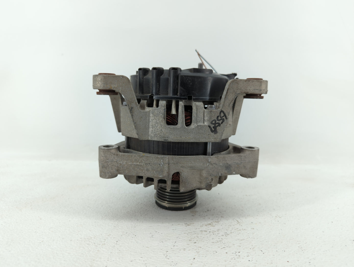 2013-2018 Chevrolet Trax Alternator Replacement Generator Charging Assembly Engine OEM P/N:13597226 13577154 Fits OEM Used A