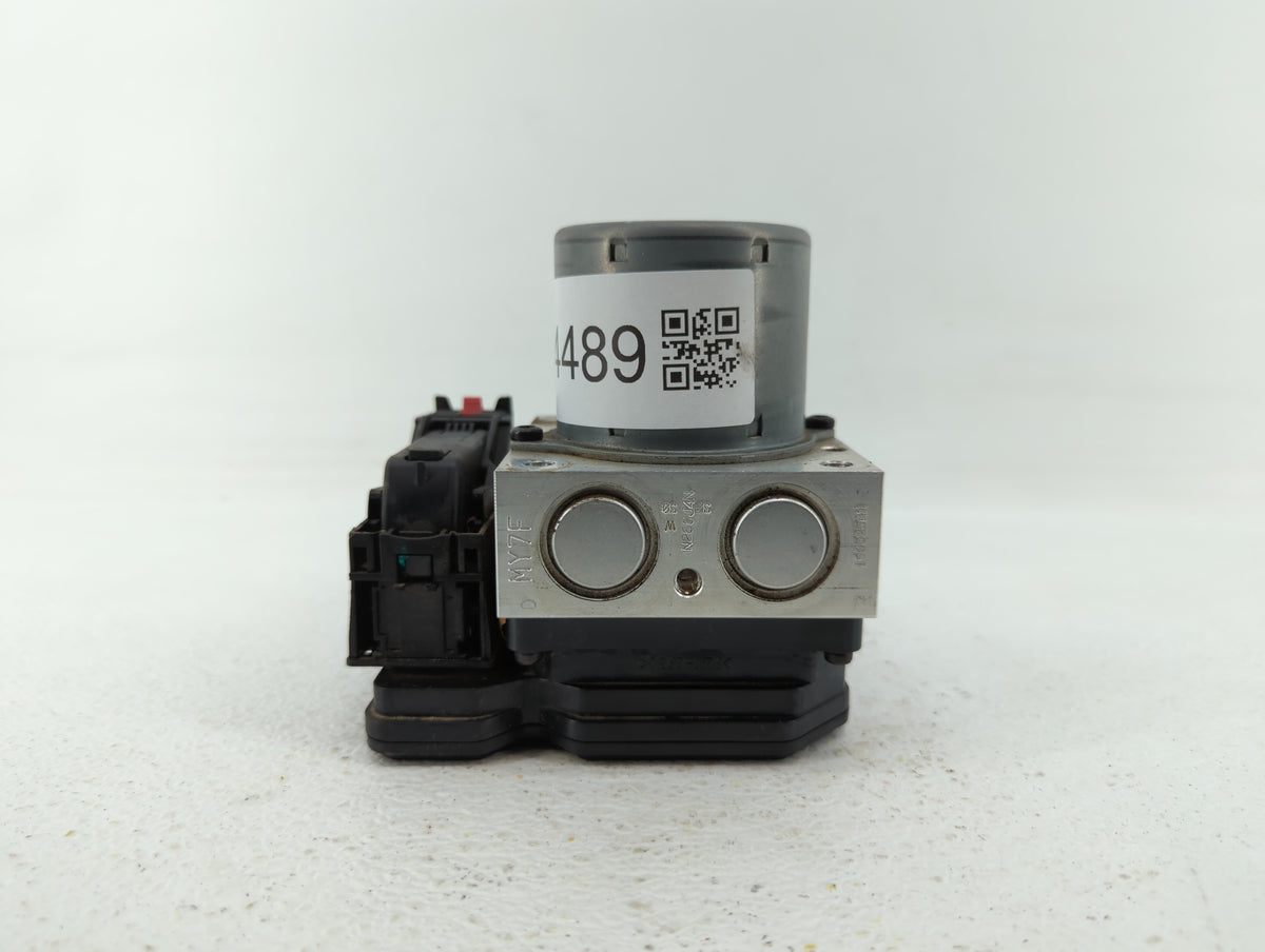 2016 Chevrolet Trax Anti-Lock Brake ABS Pump Module Actuator OEM P/N:42403007 Fits OEM Used Auto Parts - Oemusedautoparts1.c