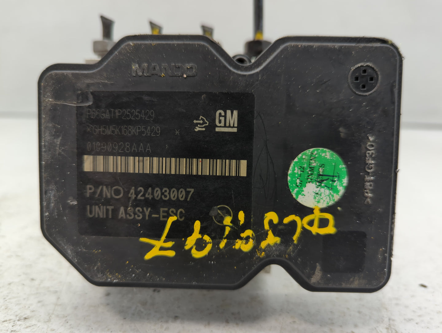 2016 Chevrolet Trax ABS Pump Control Module Replacement P/N:42403007 Fits OEM Used Auto Parts - Oemusedautoparts1.com