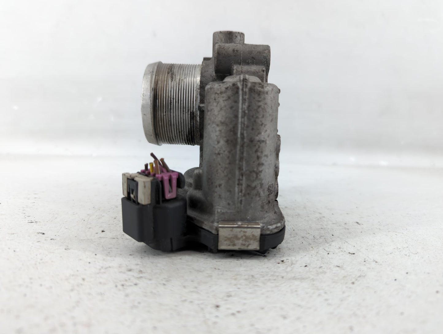 2013-2021 Chevrolet Trax Throttle Body P/N:55581662 Fits Fits 2011 2012 2013 2014 2015 2016 2017 2018 2019 2020 2021 OEM Use