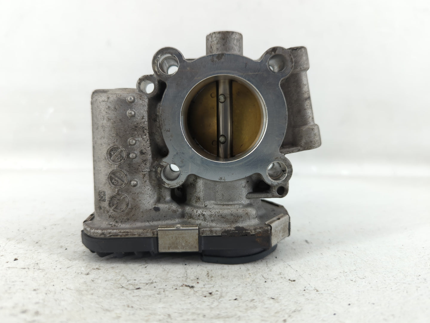 2013-2021 Chevrolet Trax Throttle Body P/N:55581662 Fits Fits 2011 2012 2013 2014 2015 2016 2017 2018 2019 2020 2021 OEM Use
