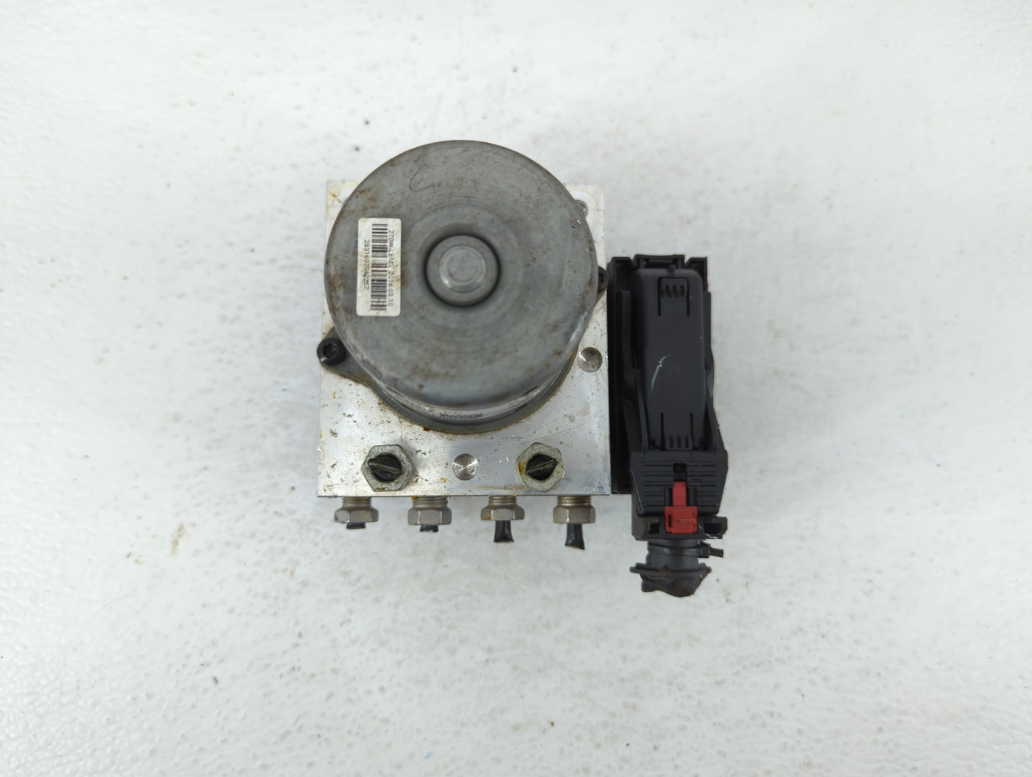 2016 Chevrolet Trax ABS Pump Control Module Replacement P/N:42403007 Fits OEM Used Auto Parts - Oemusedautoparts1.com
