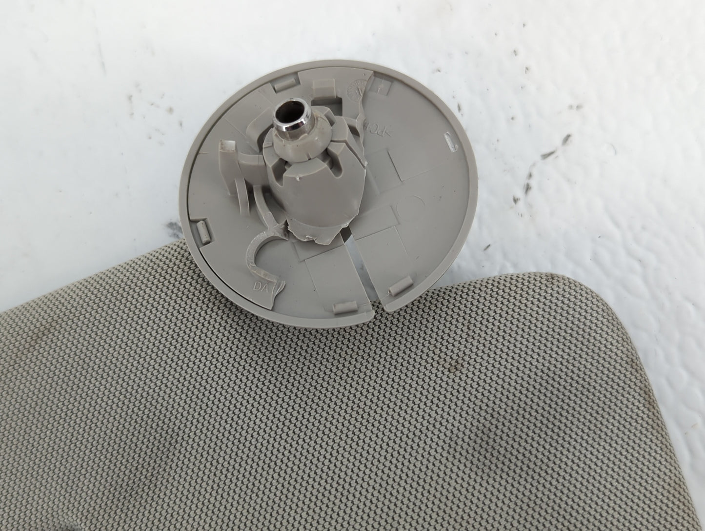 2015-2016 Chevrolet Trax Sun Visor Shade Replacement Passenger Right Mirror Fits Fits 2015 2016 OEM Used Auto Parts - Oemuse