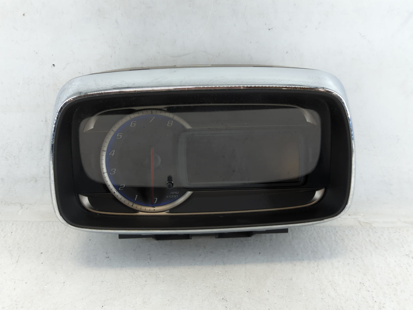 2015-2016 Chevrolet Trax Instrument Cluster Speedometer Gauges P/N:94532507 Fits Fits 2015 2016 OEM Used Auto Parts - Oemuse