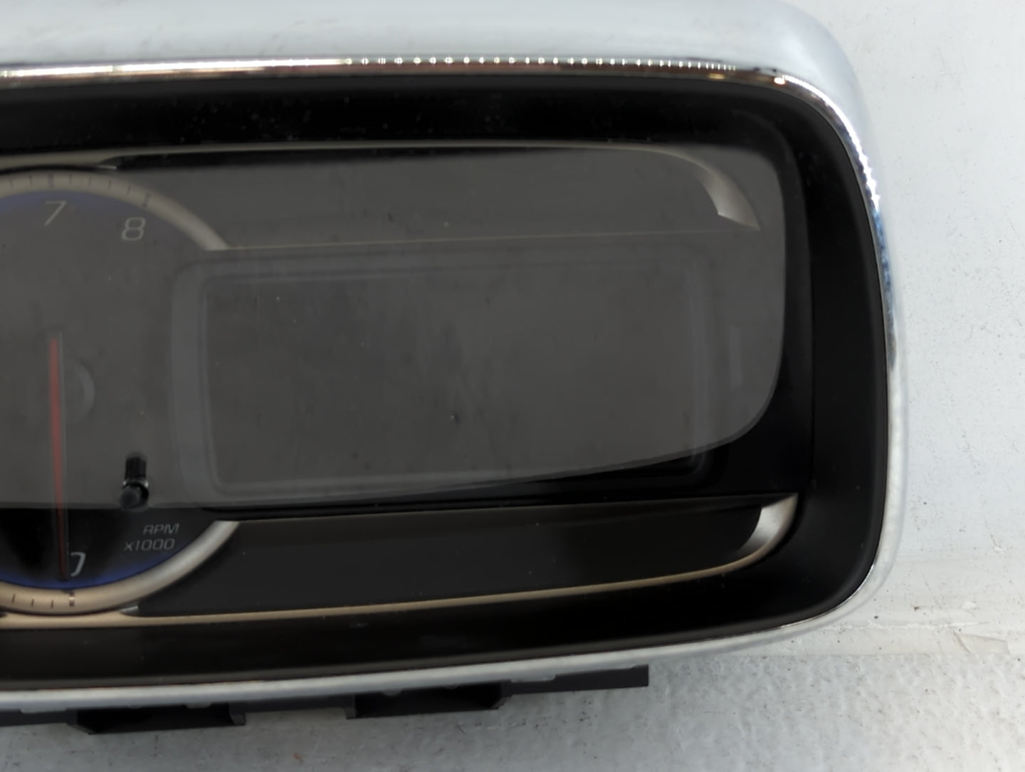 2015-2016 Chevrolet Trax Instrument Cluster Speedometer Gauges P/N:94532507 Fits Fits 2015 2016 OEM Used Auto Parts - Oemuse