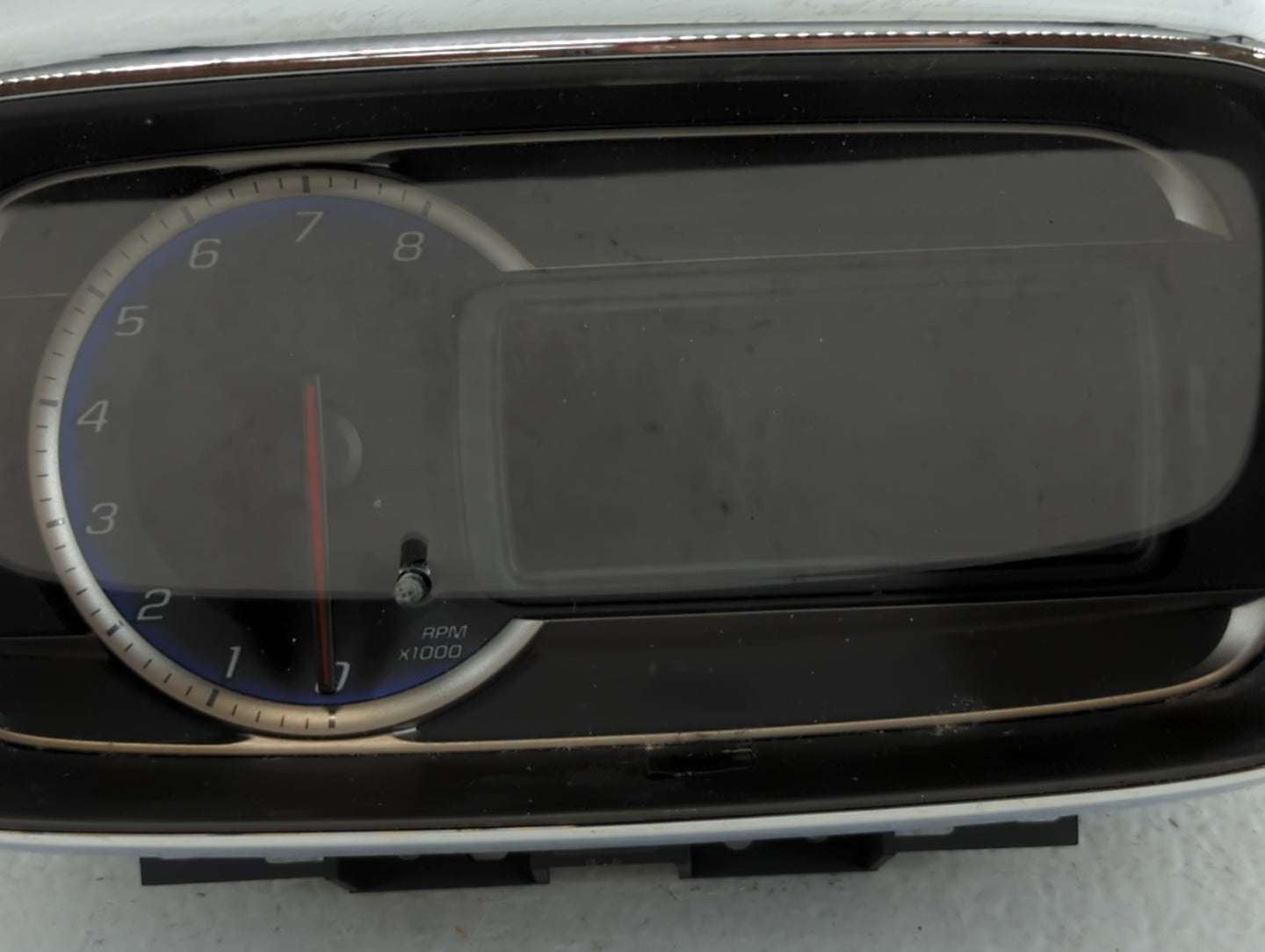 2015-2016 Chevrolet Trax Instrument Cluster Speedometer Gauges P/N:94532507 Fits Fits 2015 2016 OEM Used Auto Parts - Oemuse