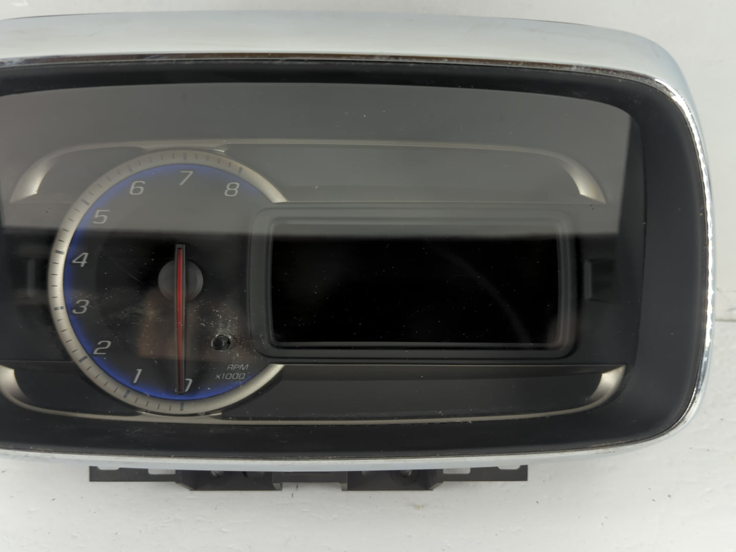 2015-2016 Chevrolet Trax Instrument Cluster Speedometer Gauges P/N:5025079A16141270 688437714, 94532507 Fits Fits 2015 2016 