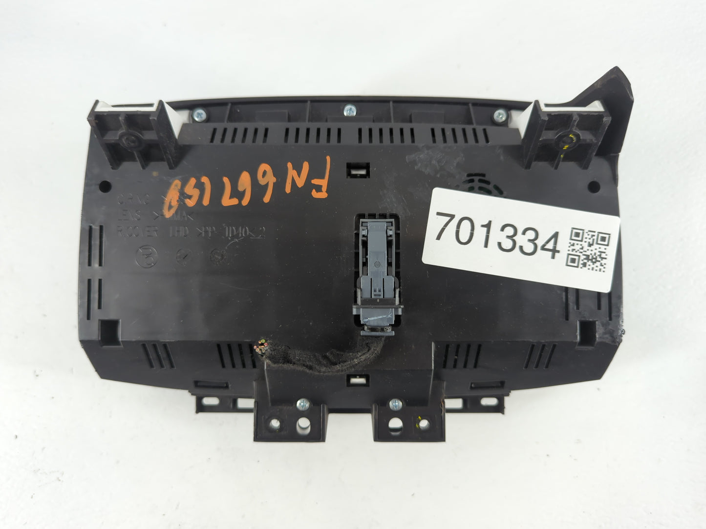 2015-2016 Chevrolet Trax Instrument Cluster Speedometer Gauges P/N:5025079A16141270 688437714, 94532507 Fits Fits 2015 2016 