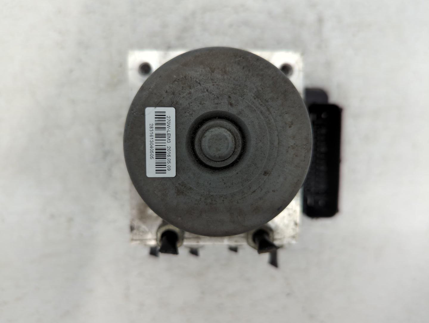 2015-2016 Chevrolet Trax ABS Pump Control Module Replacement P/N:42403007 Fits Fits 2015 2016 OEM Used Auto Parts - Oemuseda