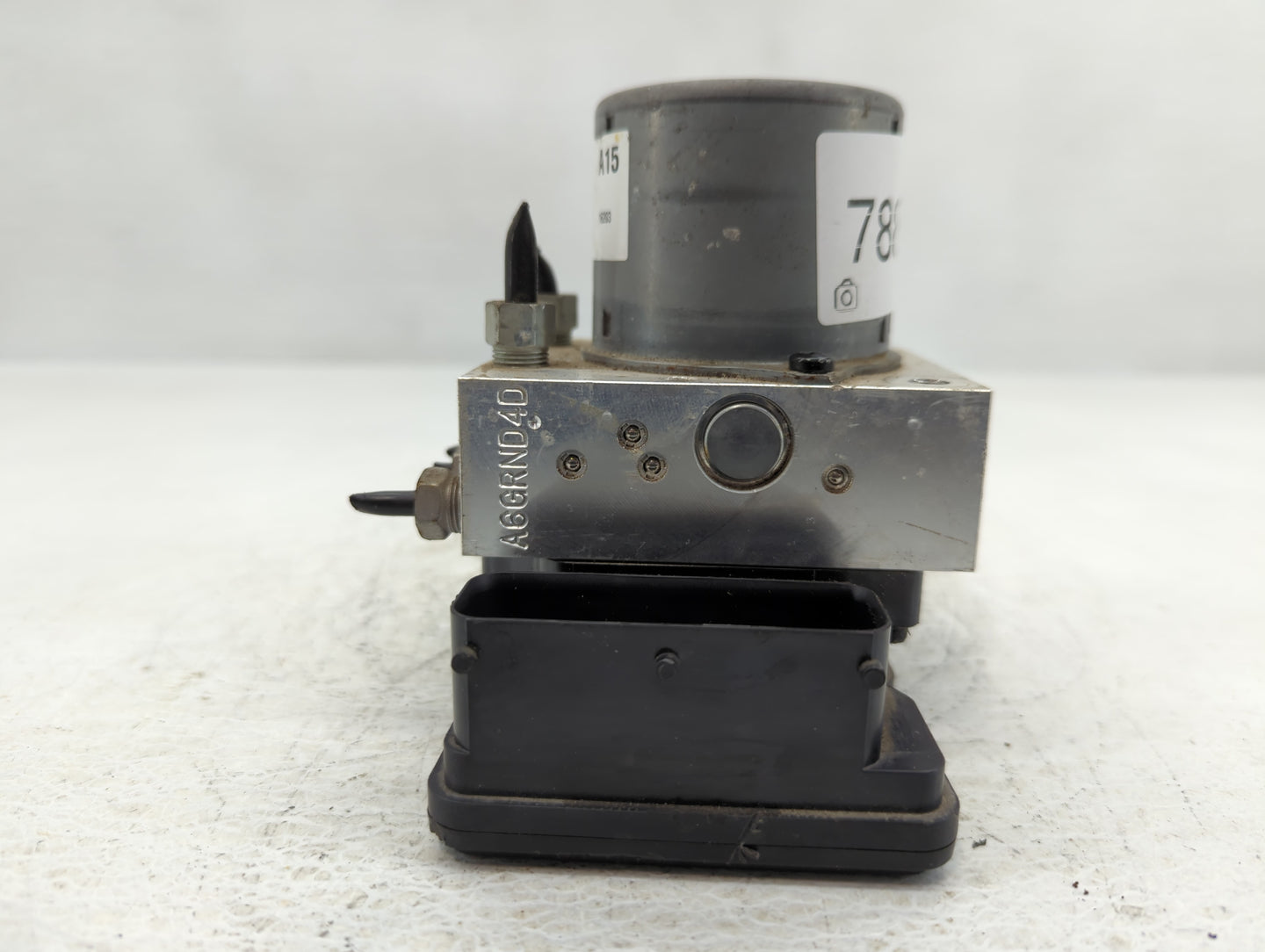 2015-2016 Chevrolet Trax ABS Pump Control Module Replacement P/N:42403007 Fits Fits 2015 2016 OEM Used Auto Parts - Oemuseda