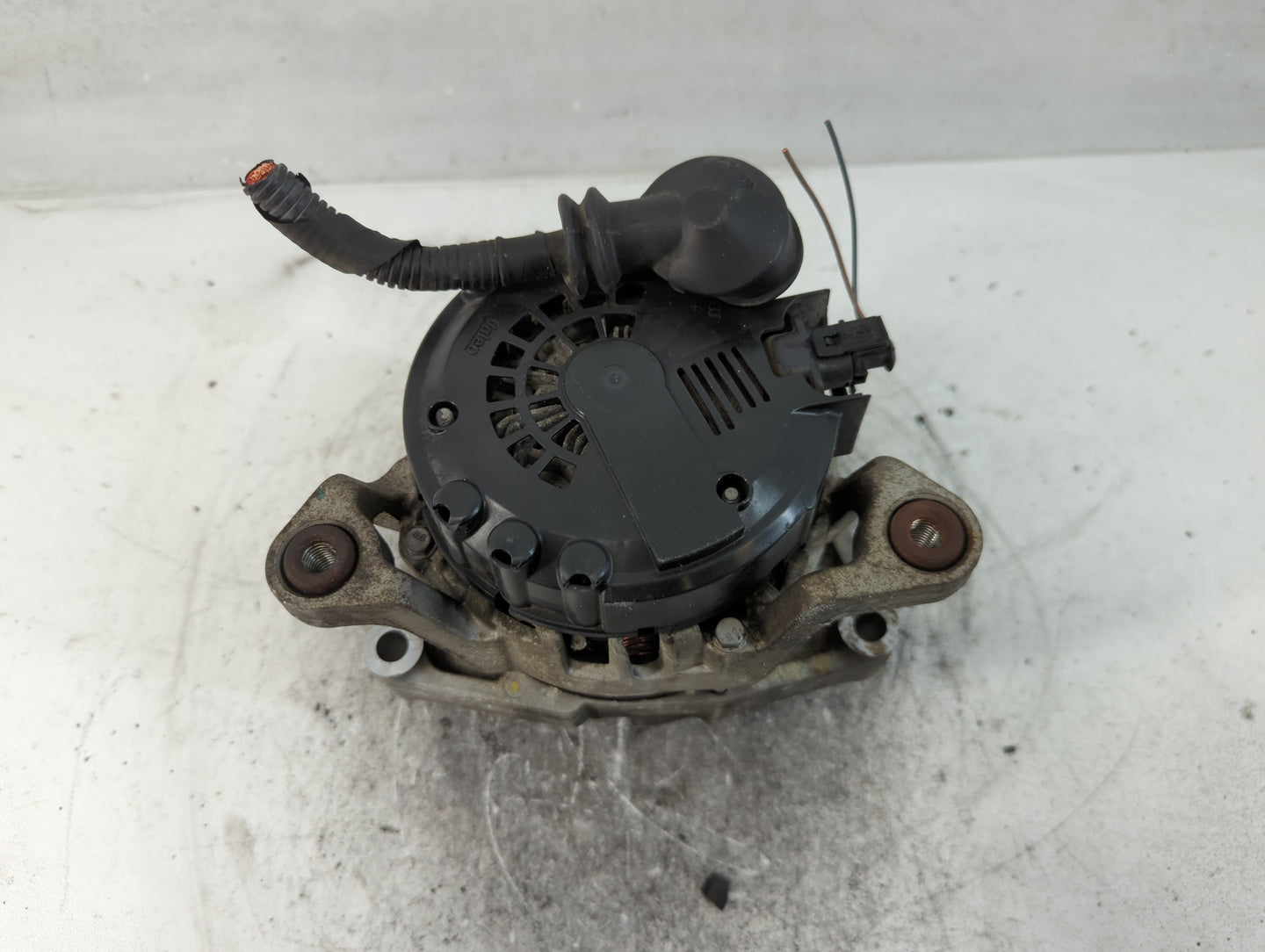 2013-2021 Chevrolet Trax Alternator Replacement Generator Charging Assembly Engine OEM P/N:13597226 Fits OEM Used Auto Parts