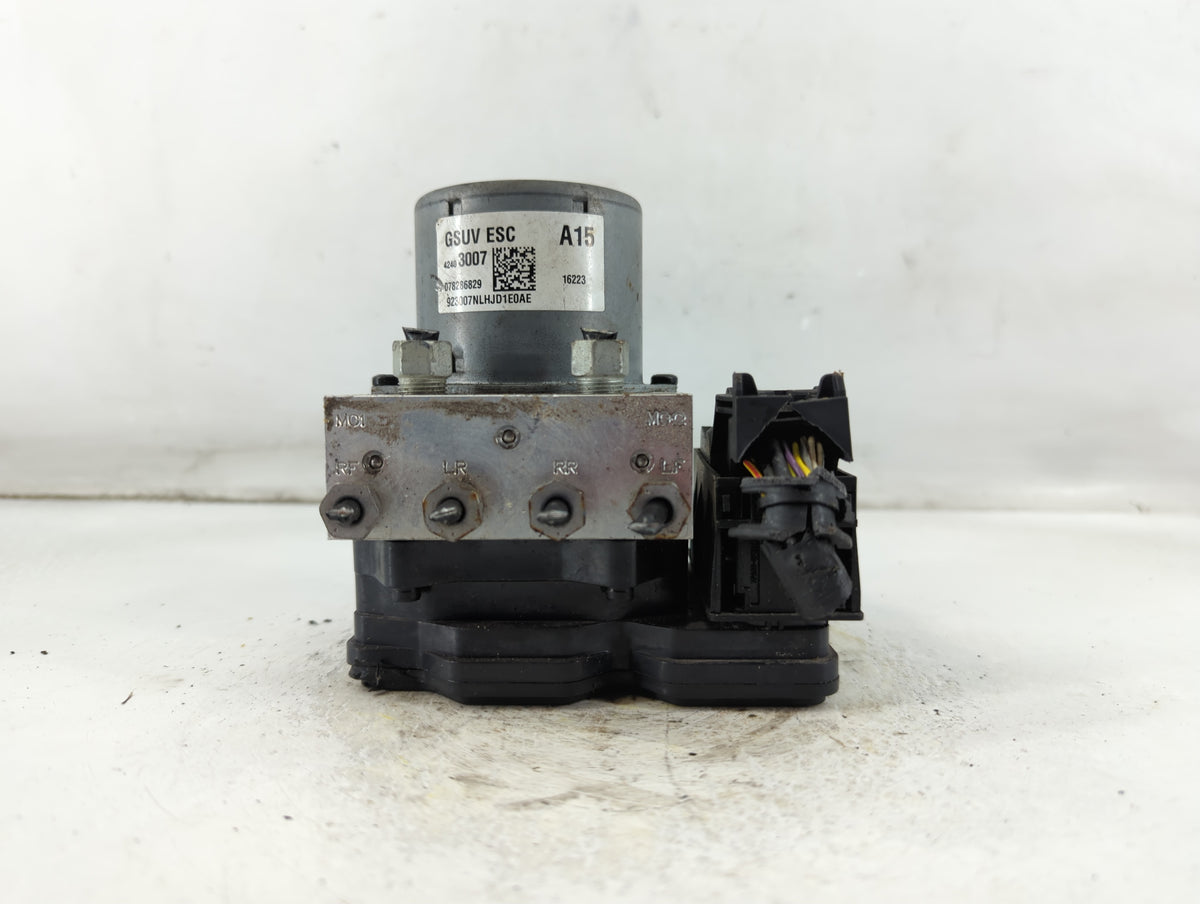 2016 Chevrolet Trax Anti-Lock Brake ABS Pump Module Actuator OEM P/N:42403007 Fits OEM Used Auto Parts - Oemusedautoparts1.c