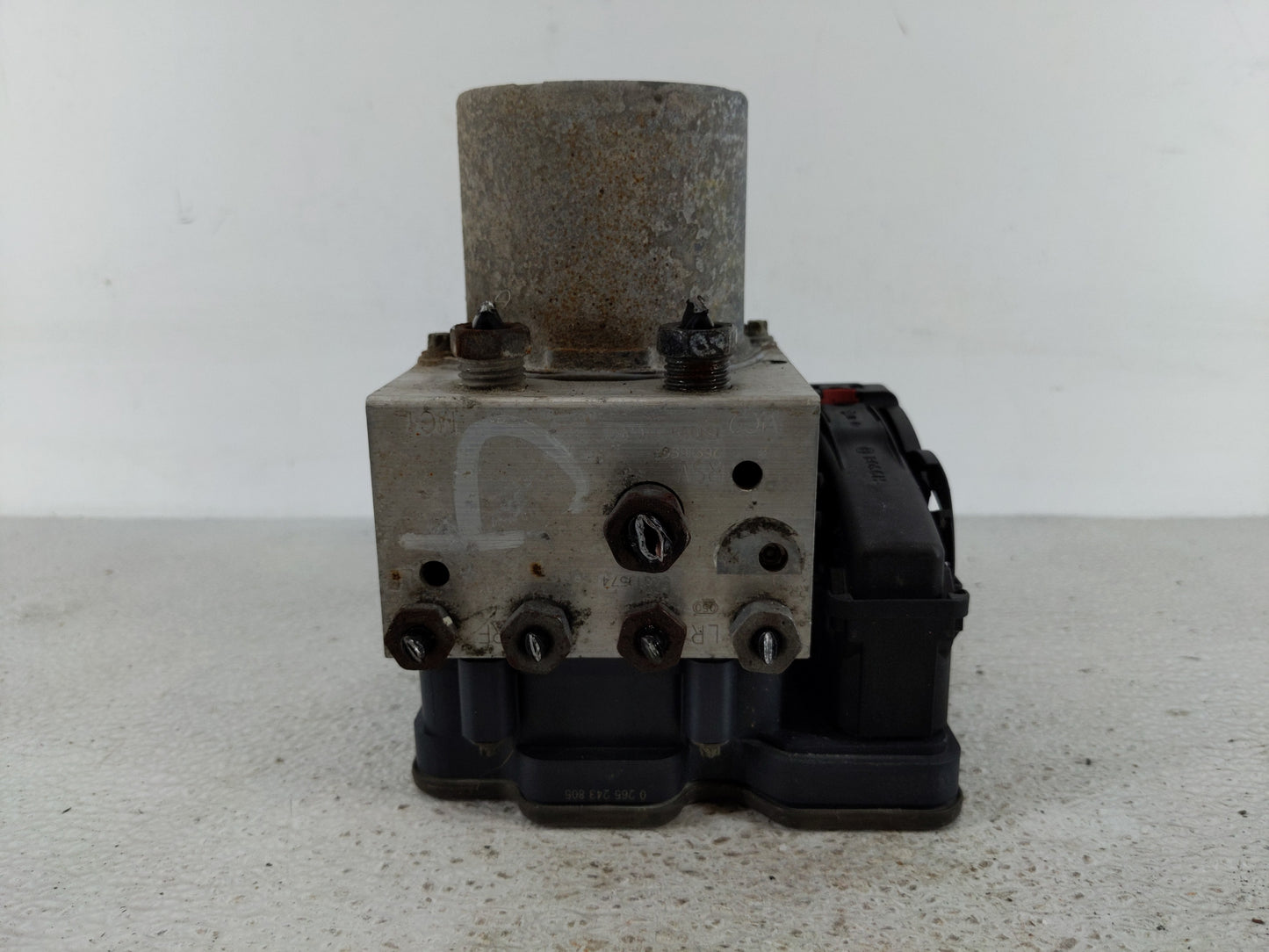 2016-2017 Chevrolet Volt ABS Pump Control Module Replacement P/N:84019574 24504020000, 2341 0405 Fits Fits 2016 2017 OEM Use