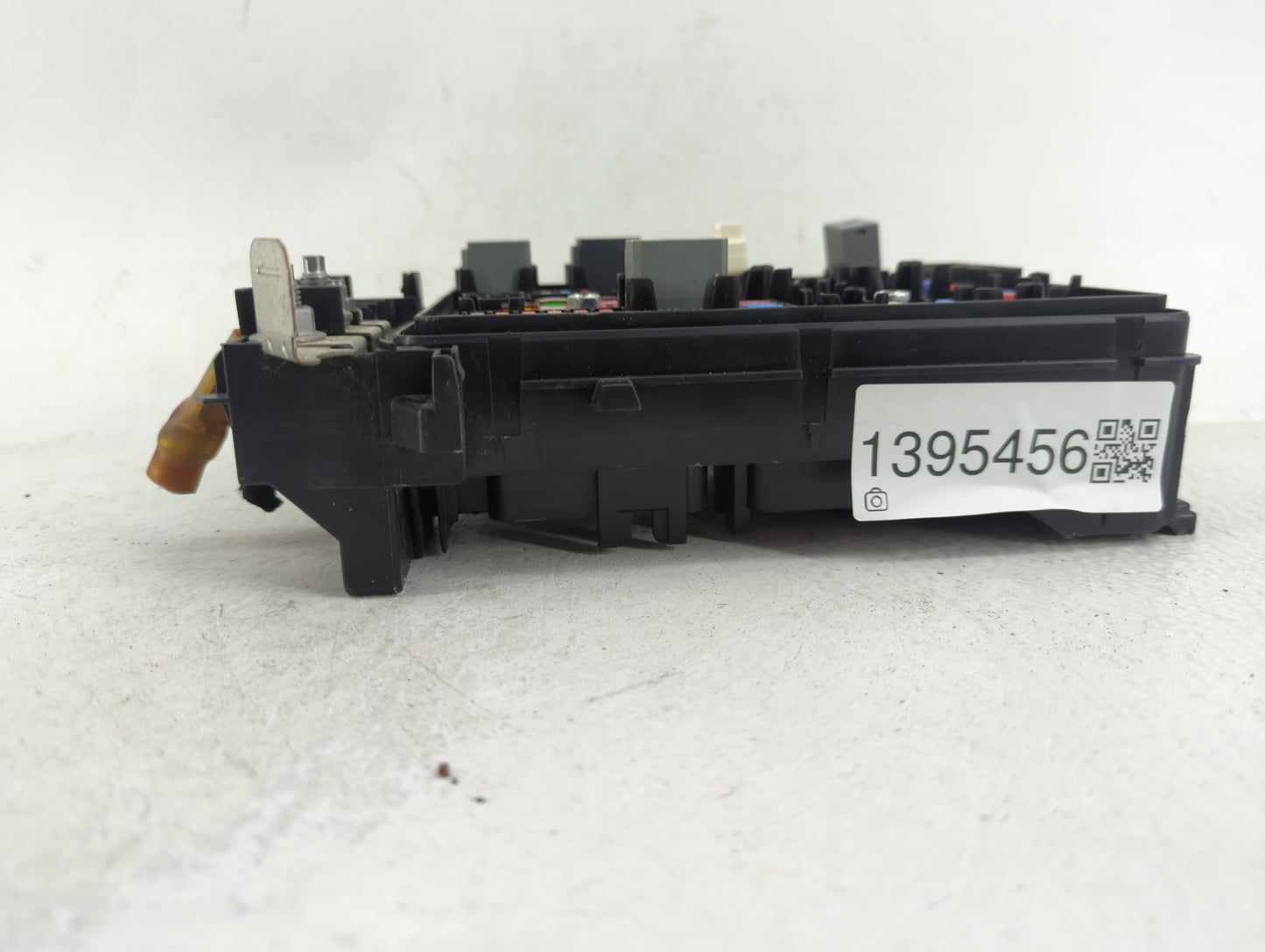2016-2018 Chevrolet Volt Fusebox Fuse Box Panel Relay Module P/N:812461952 23301690 Fits Fits 2016 2017 2018 OEM Used Auto P