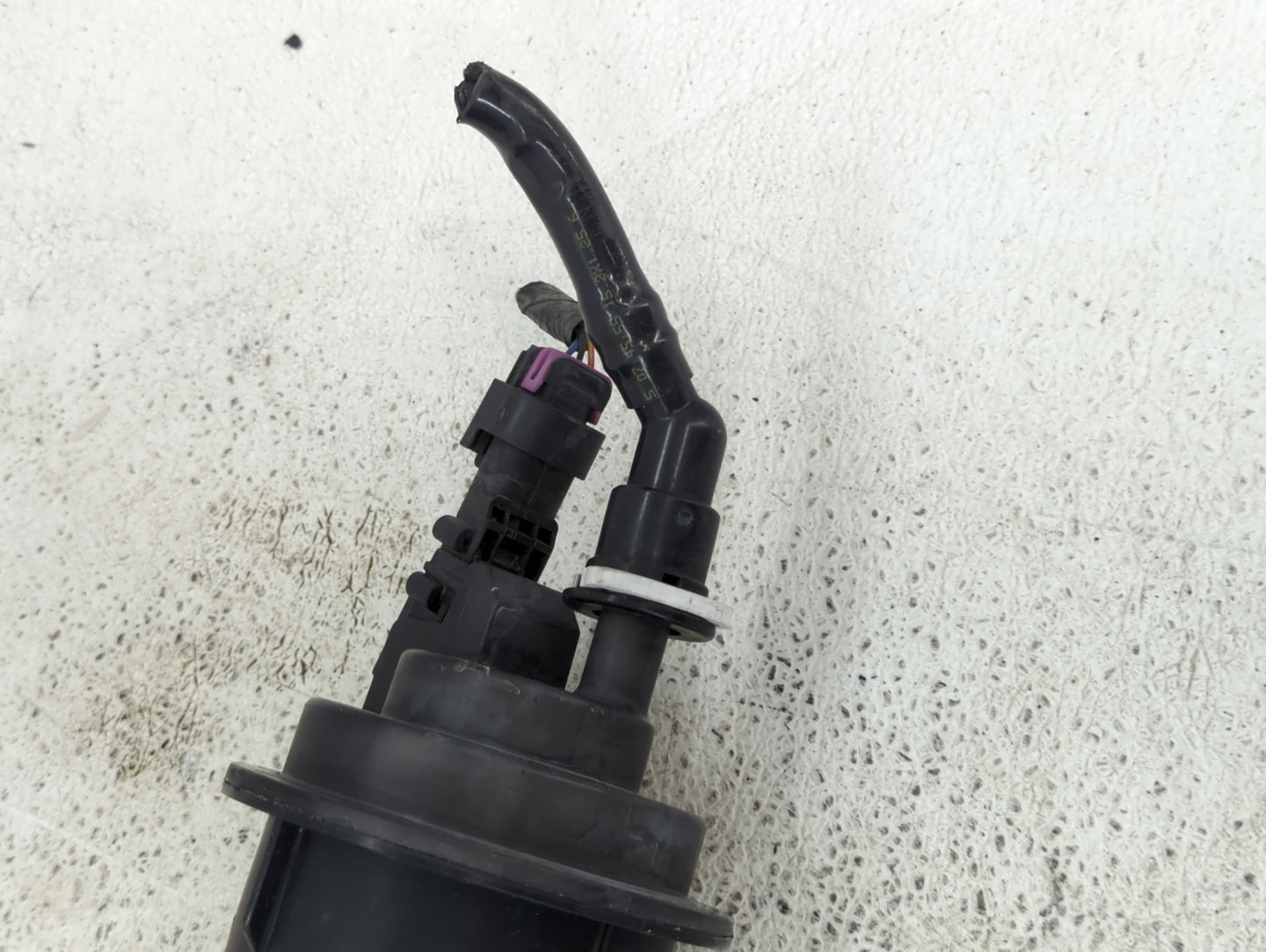 2016 Chevrolet Volt Fuel Vapor Charcoal Canister - Oemusedautoparts1.com
