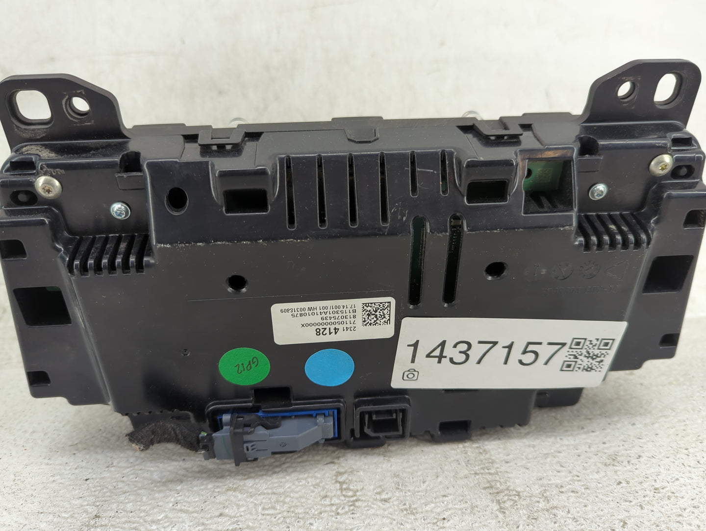 2016 Chevrolet Volt Instrument Cluster Speedometer Gauges P/N:23414128 7110500000000X, 81307543, B115301A41010875 Fits OEM U