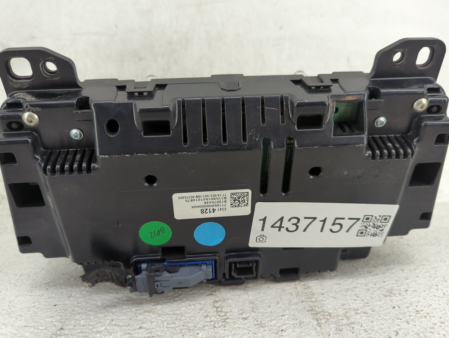 2016 Chevrolet Volt Instrument Cluster Speedometer Gauges P/N:23414128 7110500000000X, 81307543, B115301A41010875 Fits OEM U